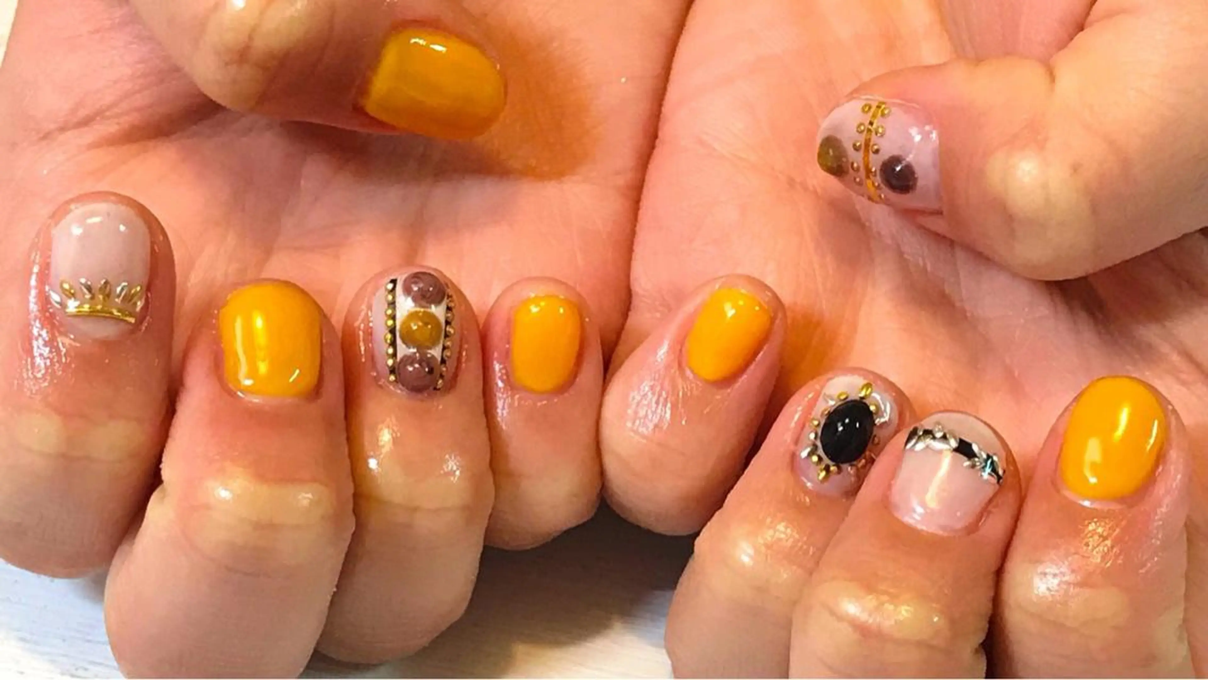 ネイル ハンドネイル フットネイル GéRanium Harukaのネイルデザイン