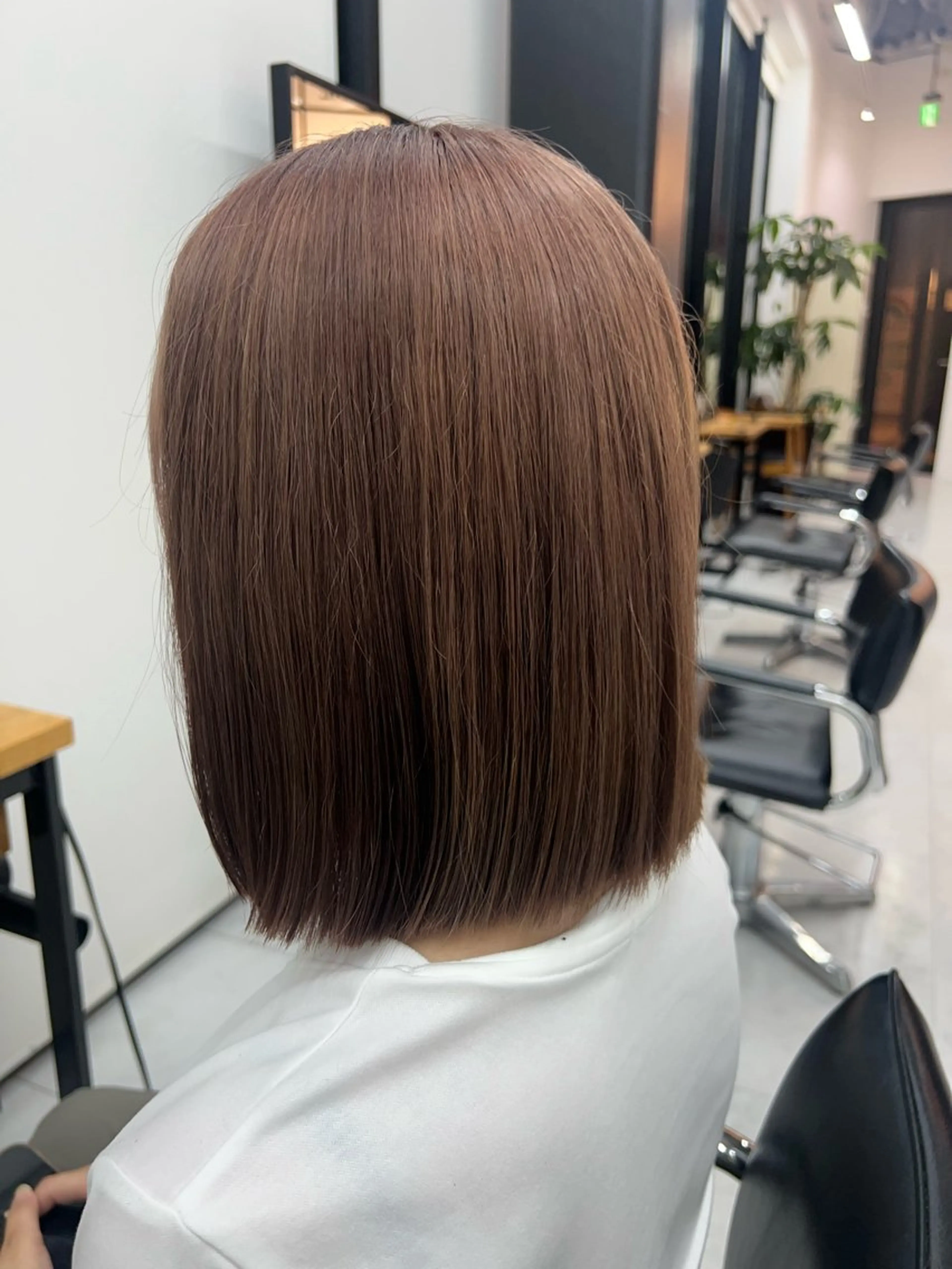 ミディアム カット ヘアカラー トリートメント ダブルカラー寒色系 ボリューム改善ハヤトのヘアスタイル