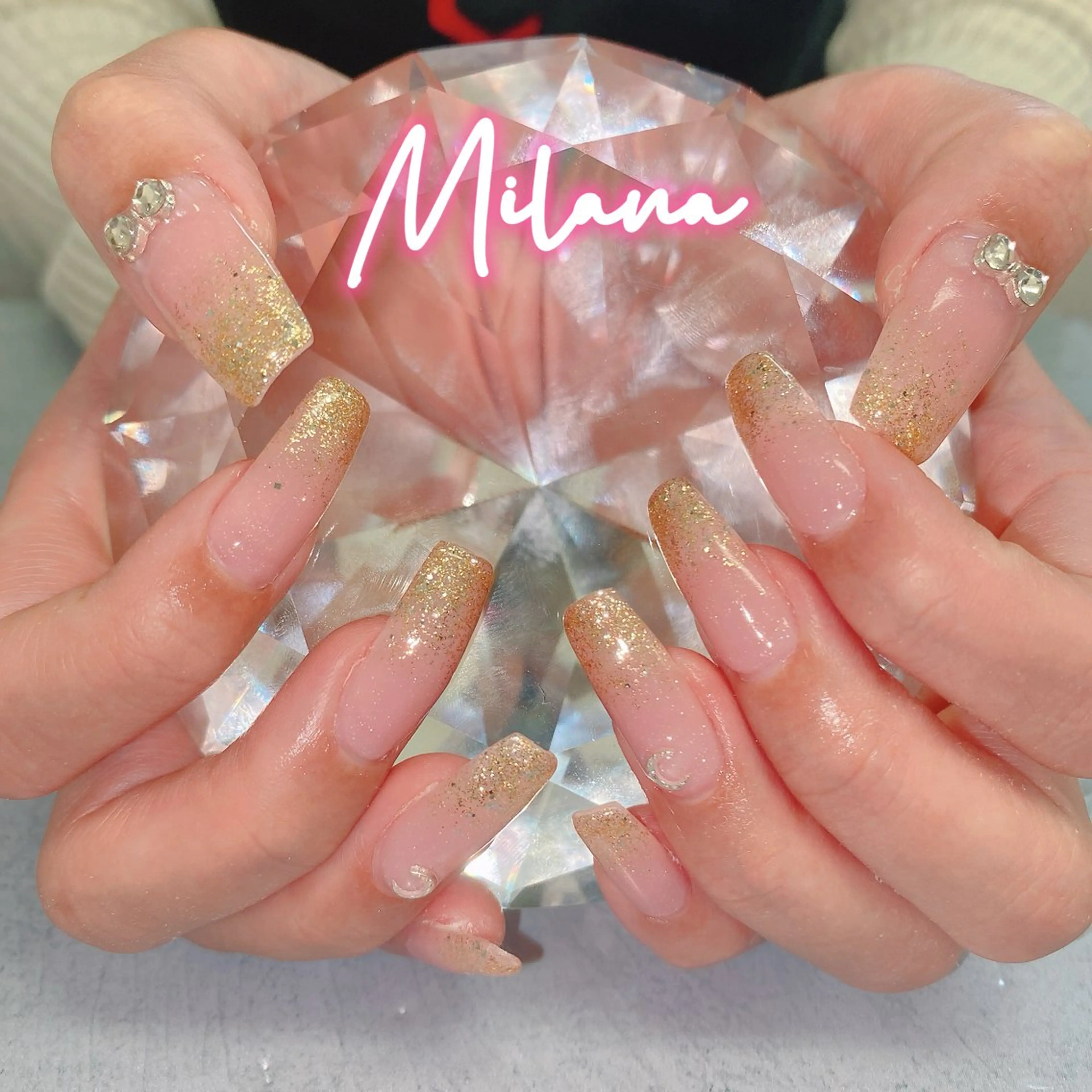 ネイル ラメ(グリッター) ラメグラデーション ハンドネイル Milana （研修生メニュー）のネイルデザイン