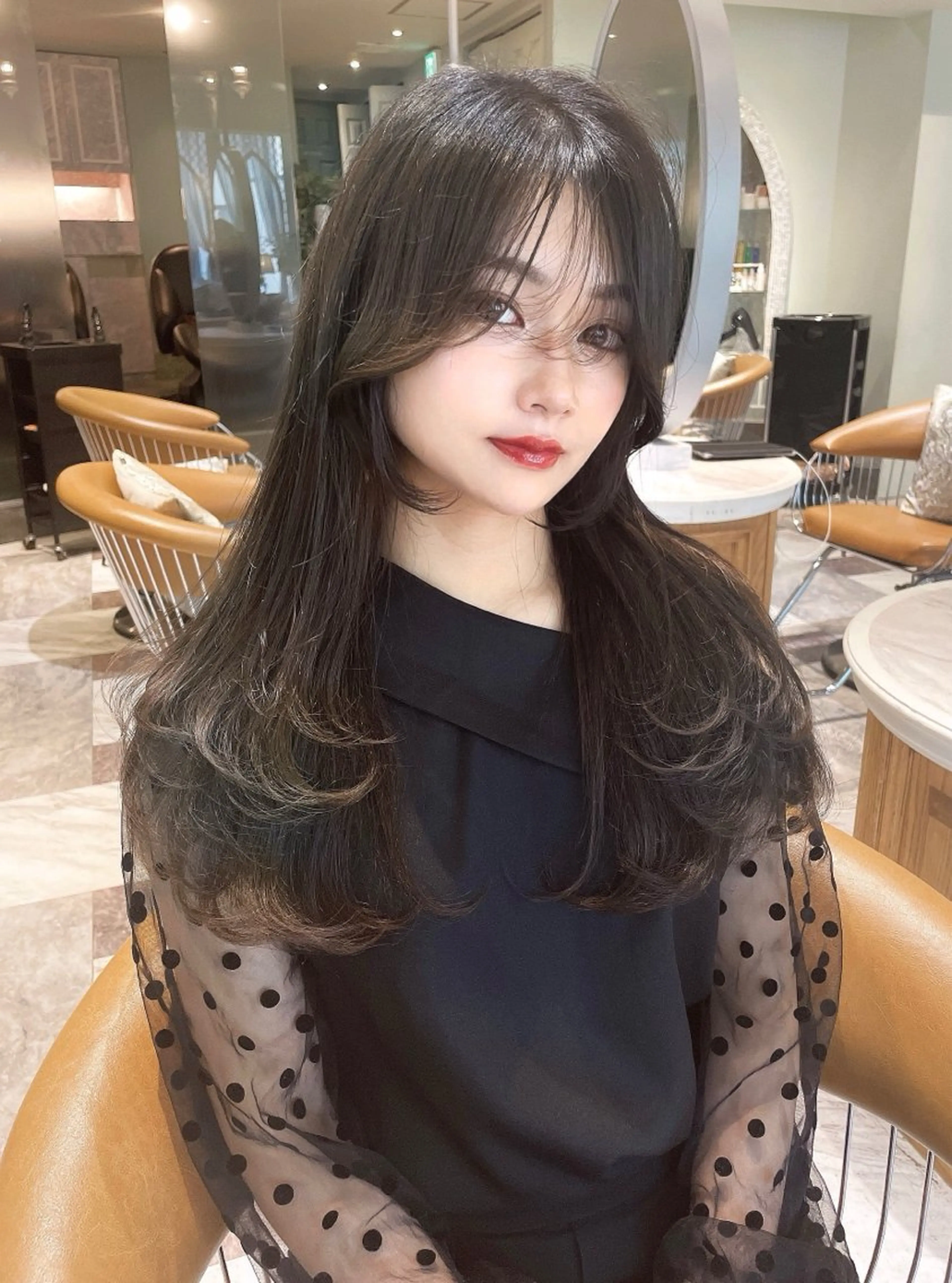 ミディアム カラー ベージュカラー 黒髪 ブリーチ ブルーカラー ブルーブラック カット ヘアカラー トリートメント 木屋元一/透明感 /レイヤー/顔まわりのヘアスタイル