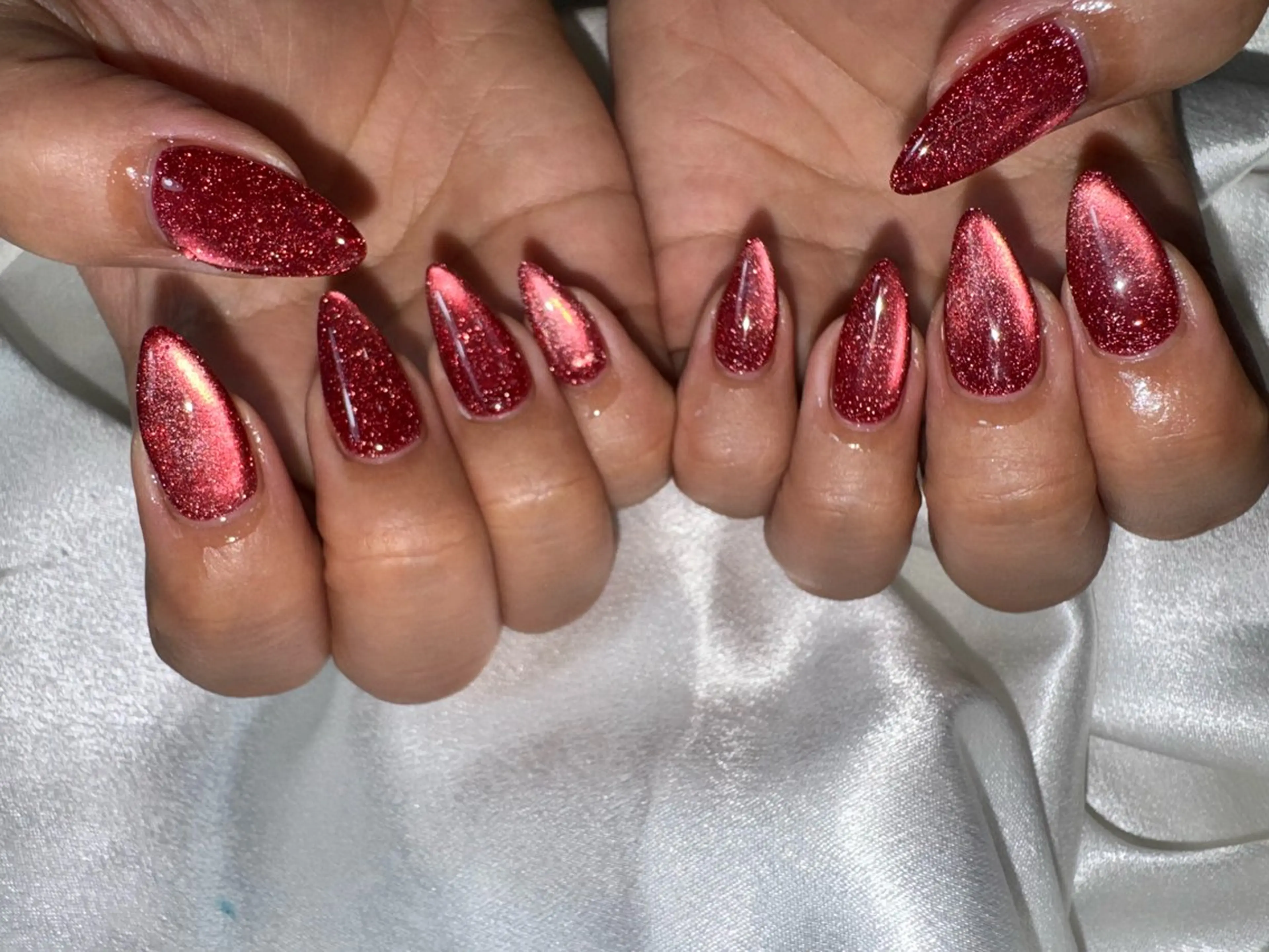 ネイル オーロラネイル 桜ネイル フラッシュネイル フラッシュマグ フラワーネイル ハンドネイル kikinail 溝の口のネイルデザイン