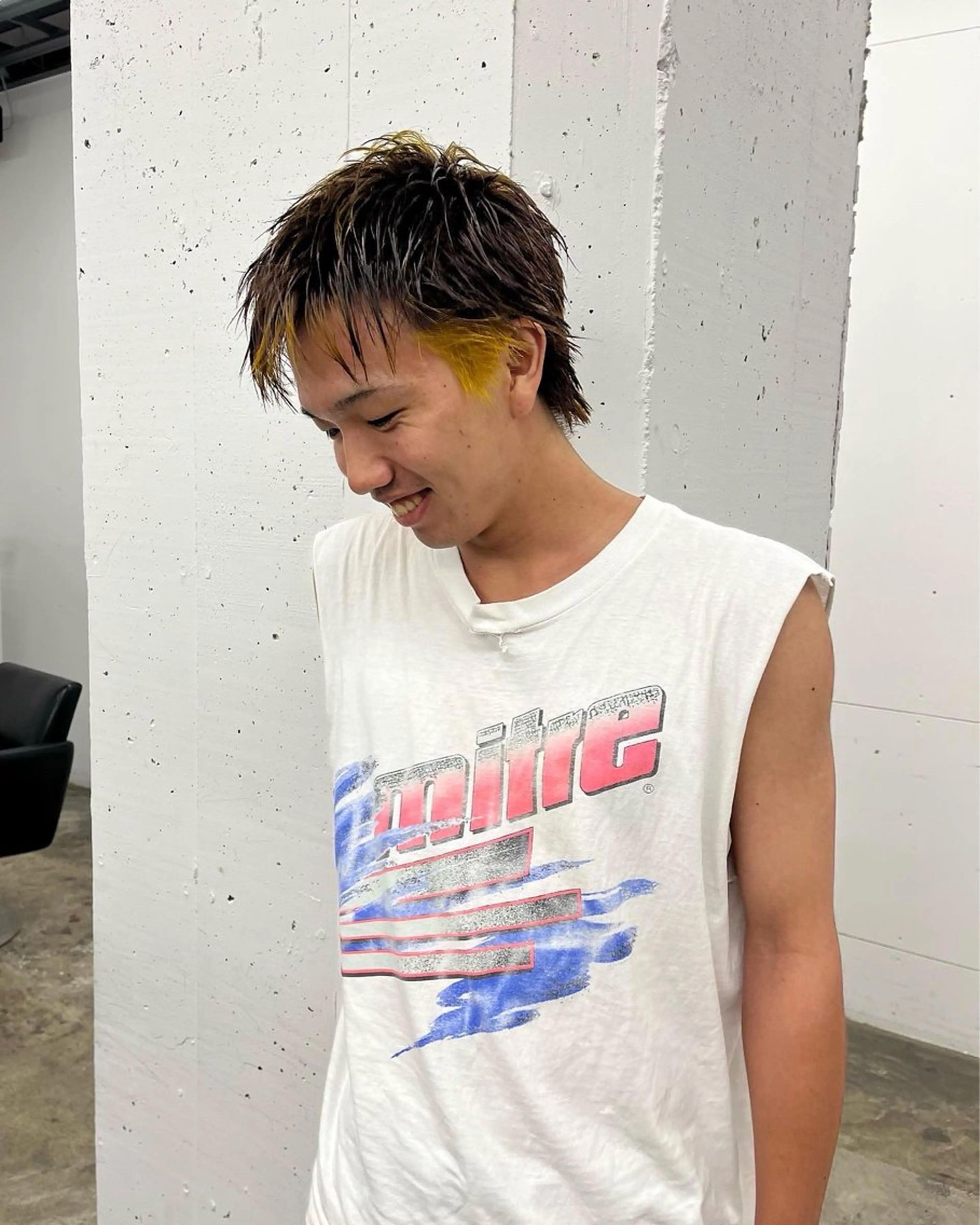 ショート カラー メンズ 兼松 佑華のヘアスタイル