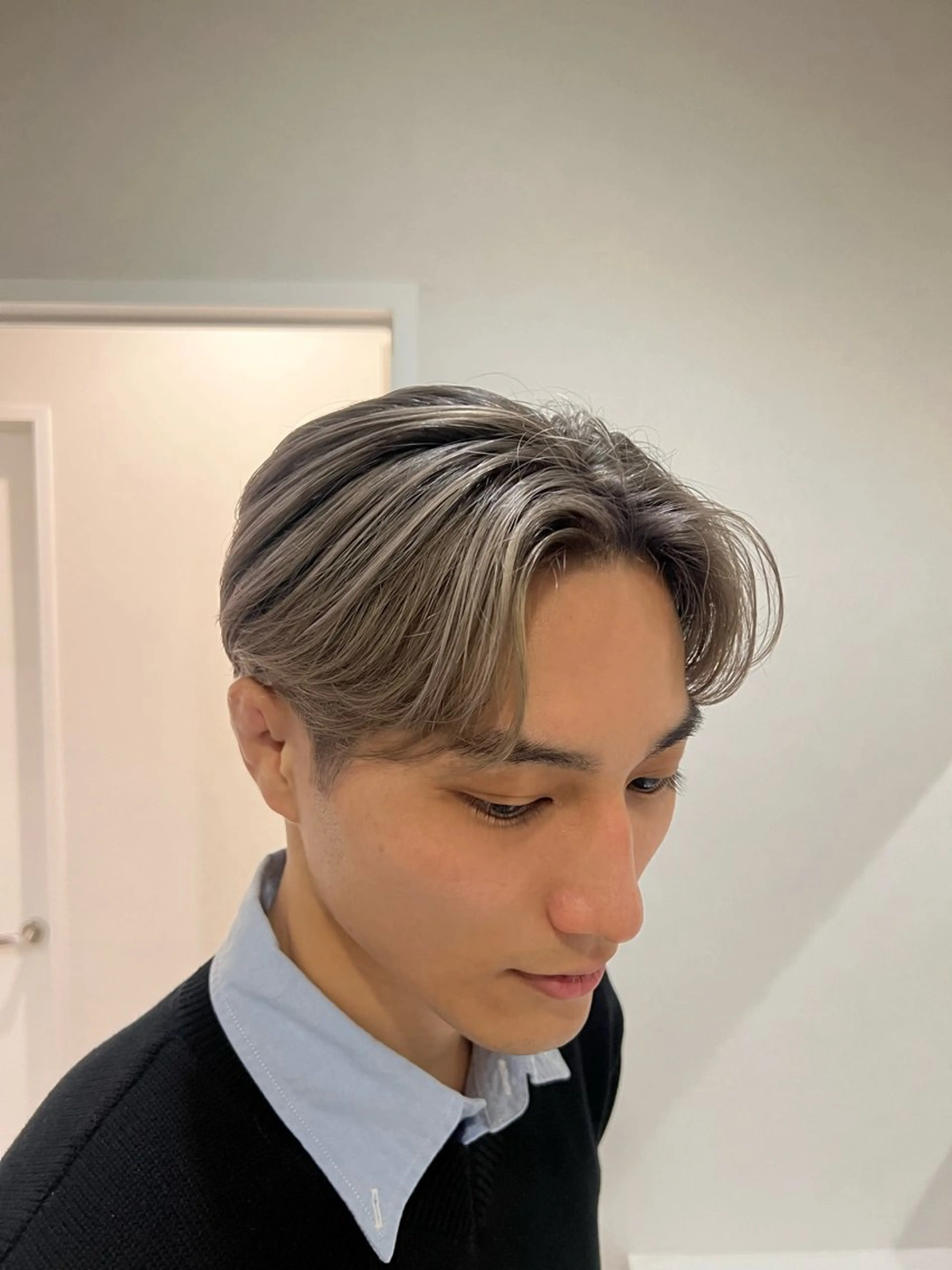 カラー メンズ fleurir/ ハイトーン山本希来莉のヘアスタイル