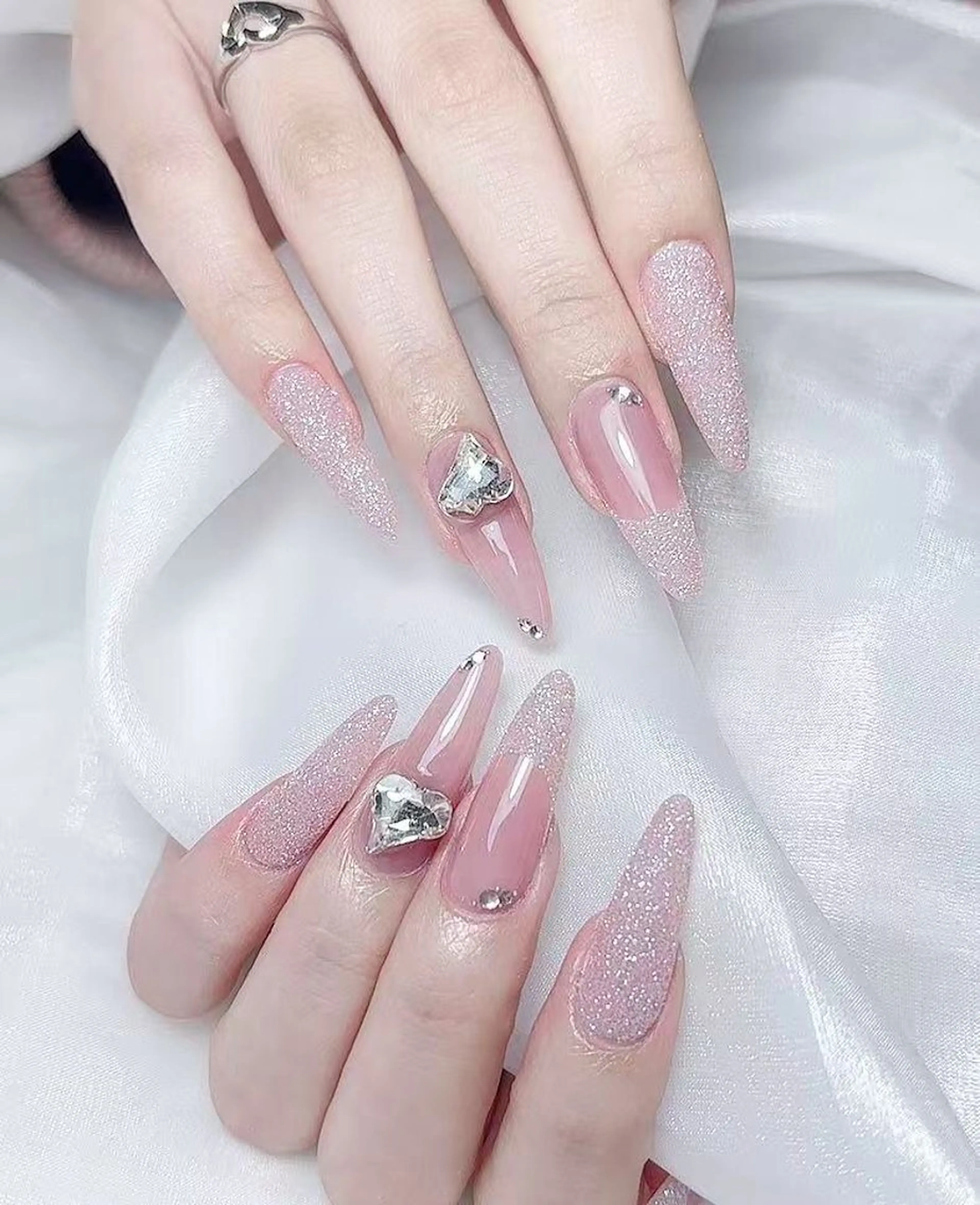 ネイル 🎀Ｍ nails✨ ビューティーのネイルデザイン