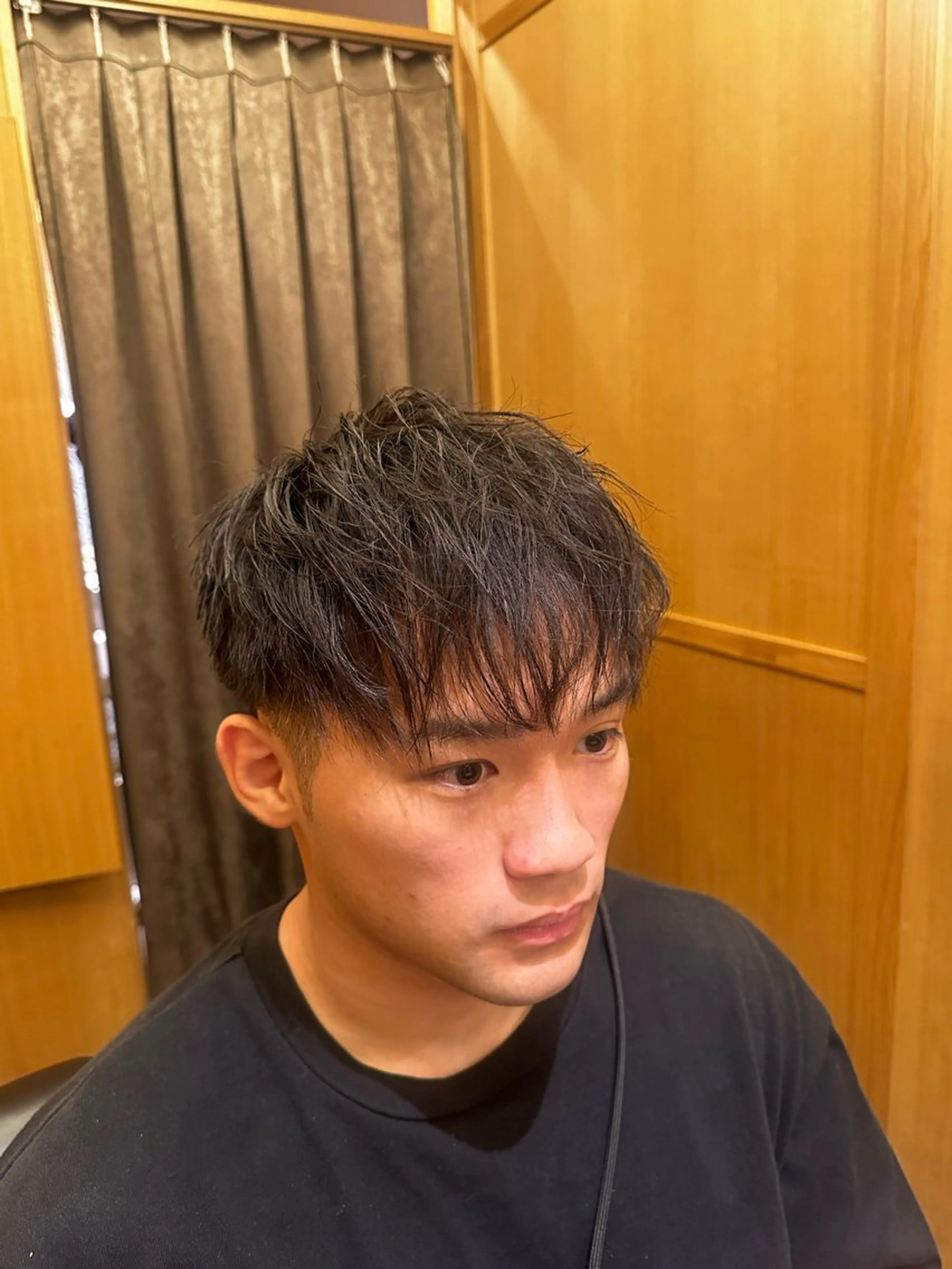 ショート ヒロ銀座 東京駅八重洲店所属・【メンズ専門】🔥 カミマンのヘアスタイル