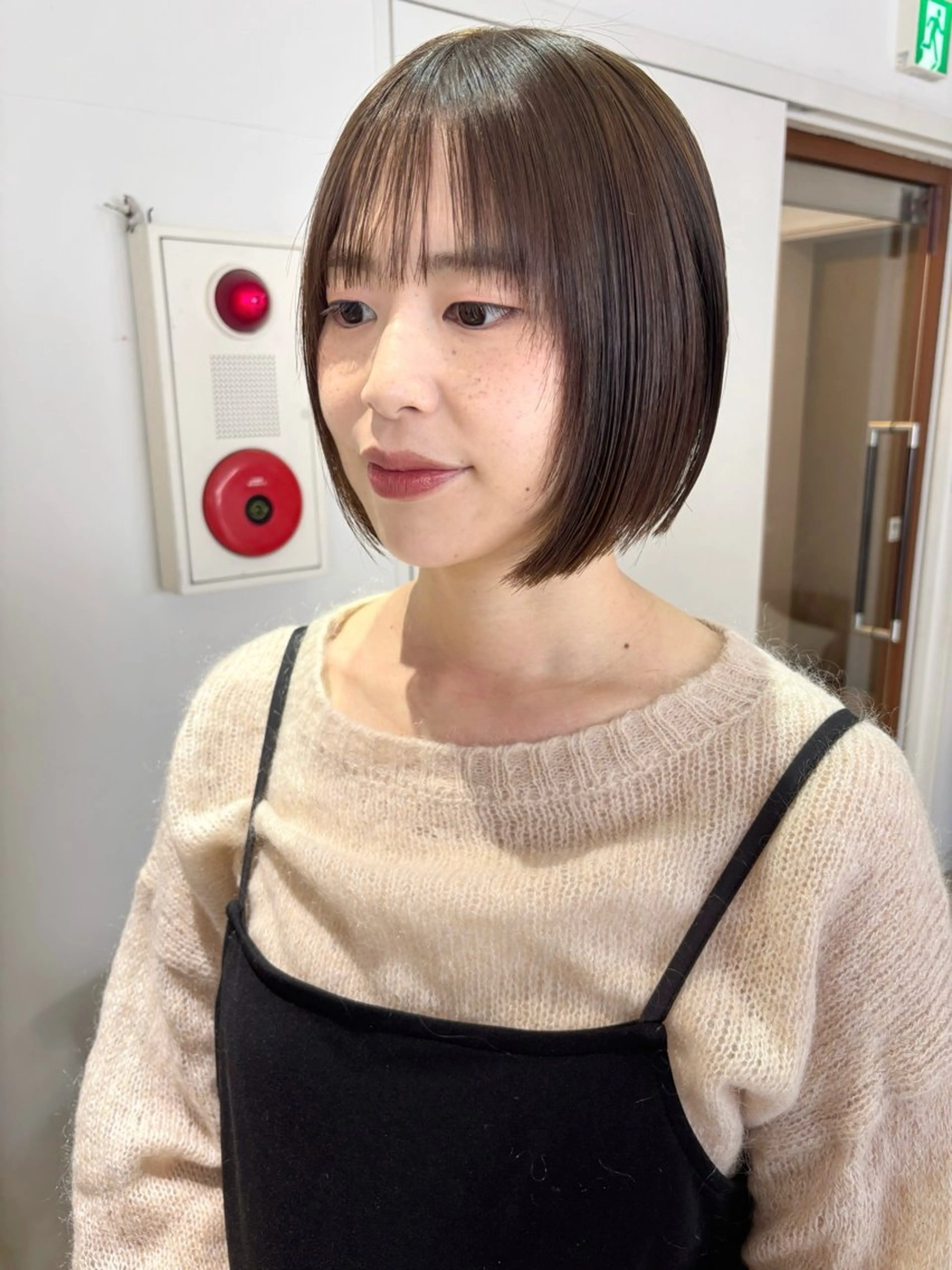 ショート カラー カット ヘアカラー トリートメント 齋藤 咲のヘアスタイル