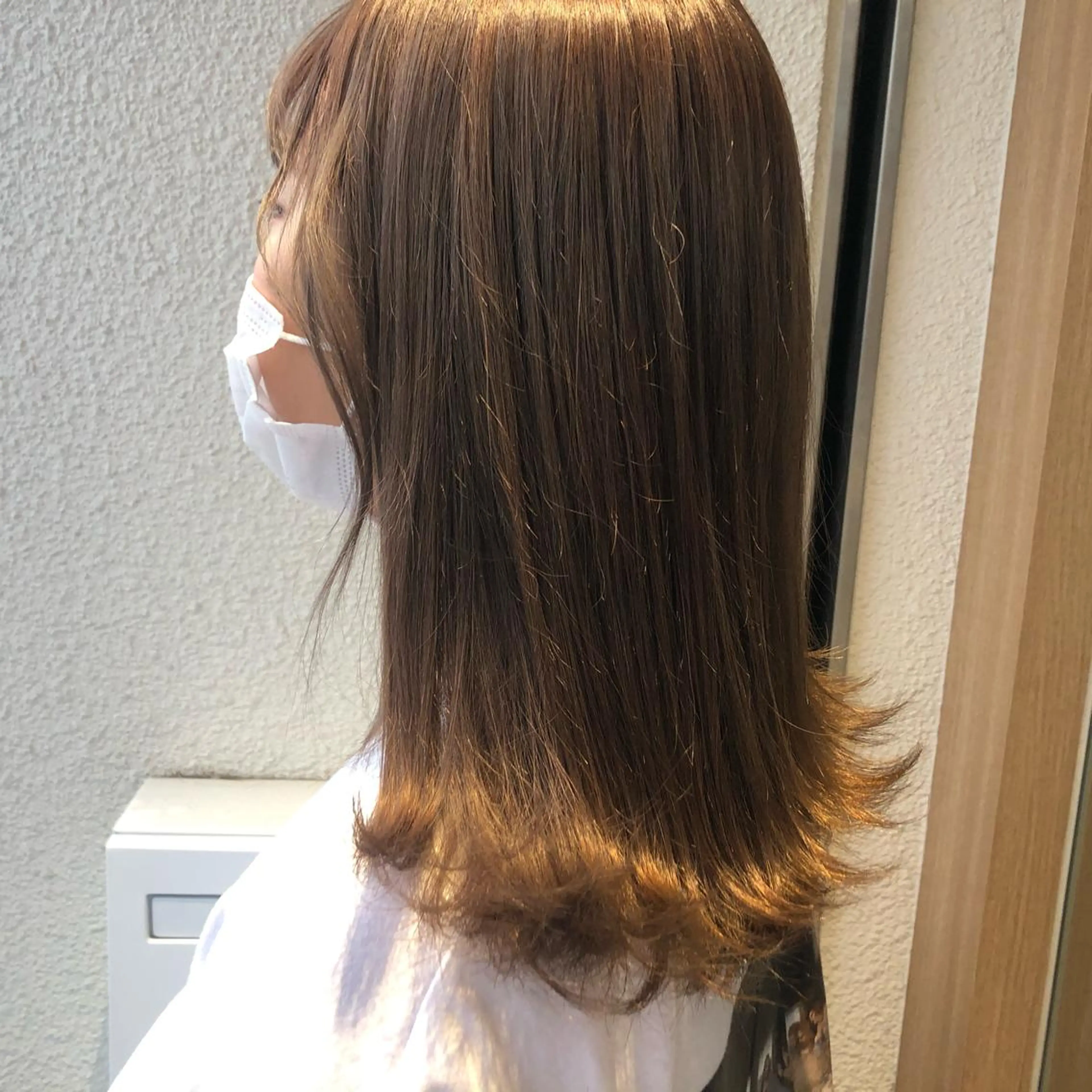 カラー 上平 綾菜のヘアスタイル