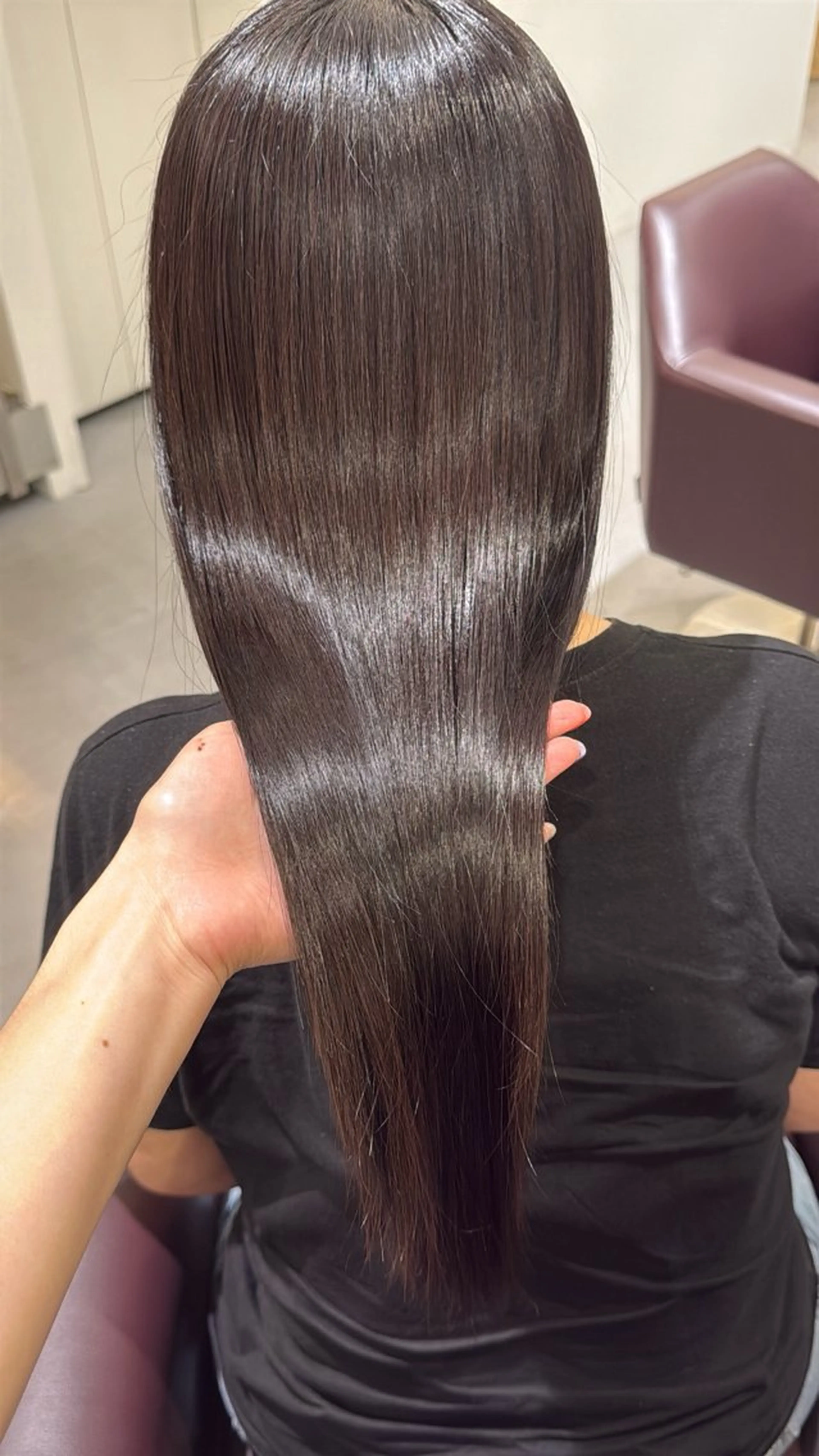 ロング ヘアカラー トリートメント ️🫧透明感カラー& 髪質改善🎀いさきのヘアスタイル