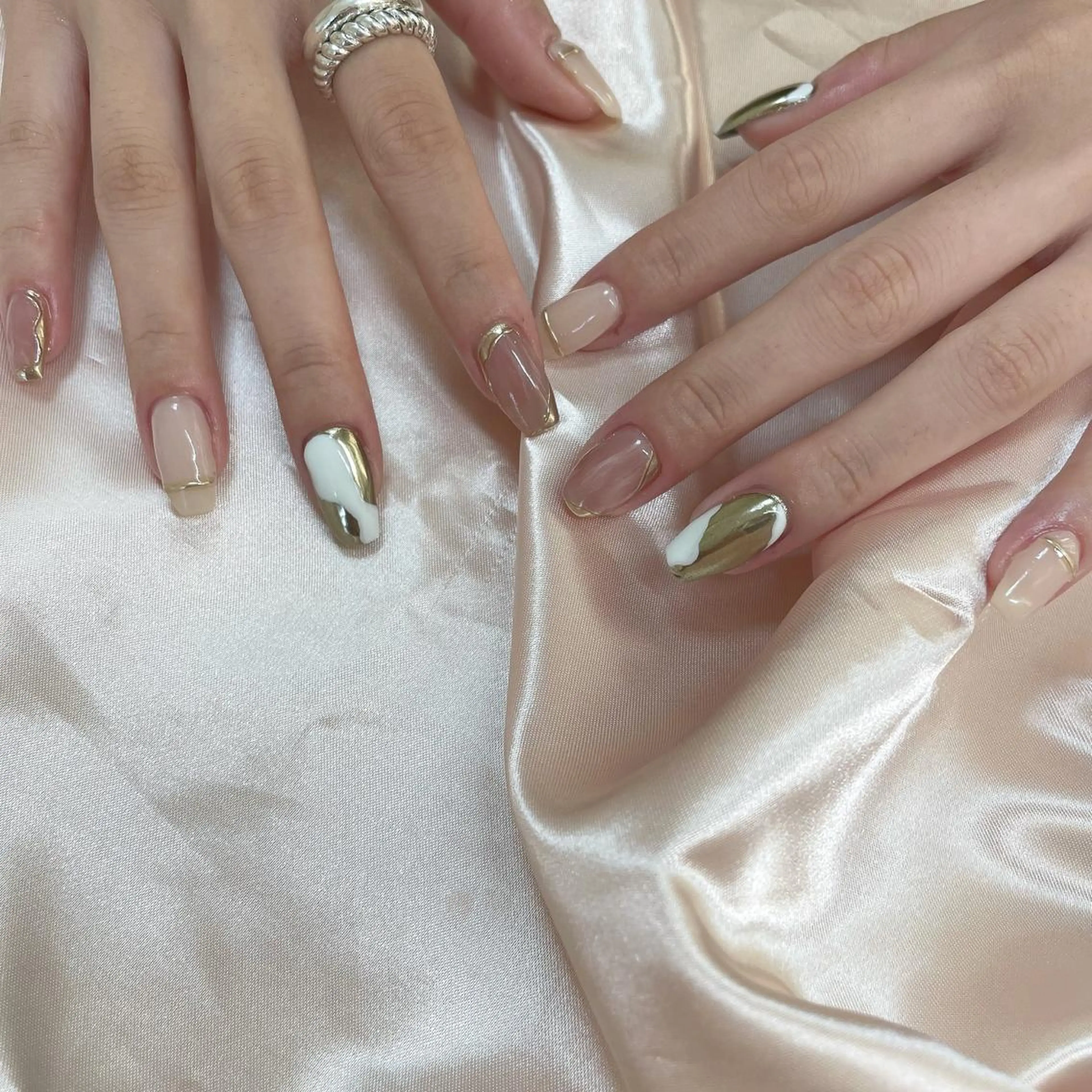 ネイル essence所属・pétit maakoのネイルデザイン