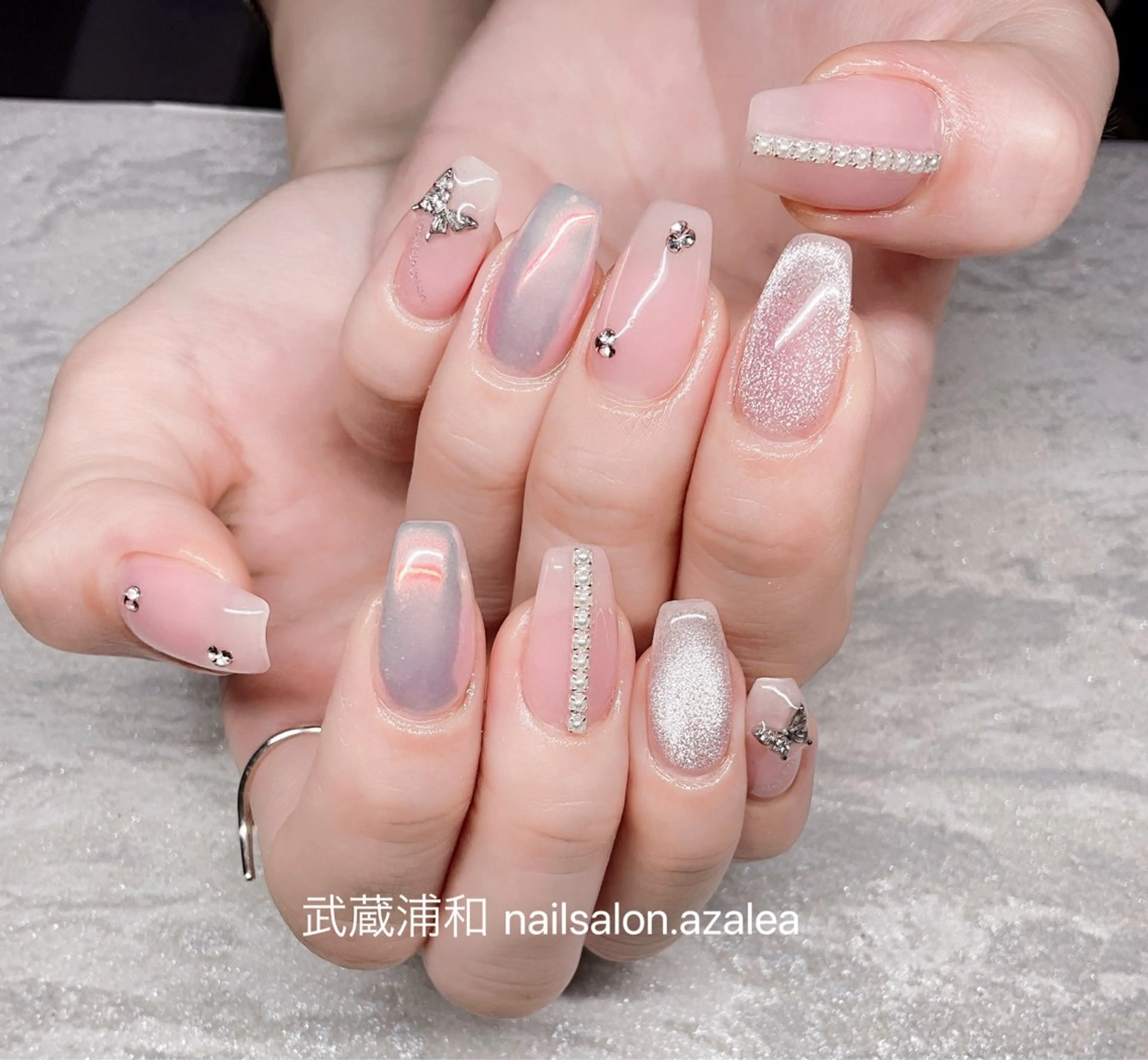 ネイル ハンドネイル R inのネイルデザイン