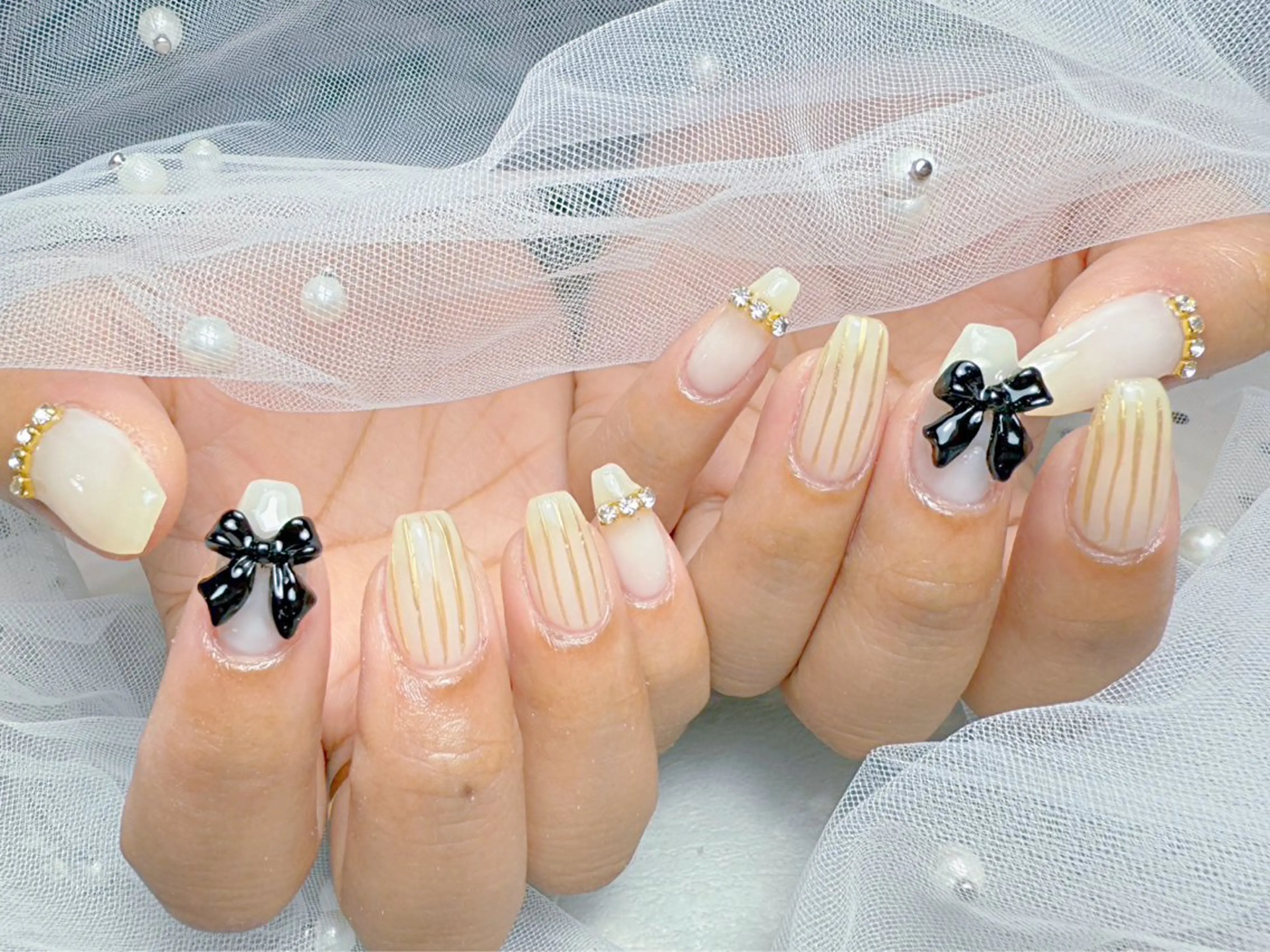 ネイル ハンドネイル マジックミラー所属・マジック ミラーのネイルデザイン