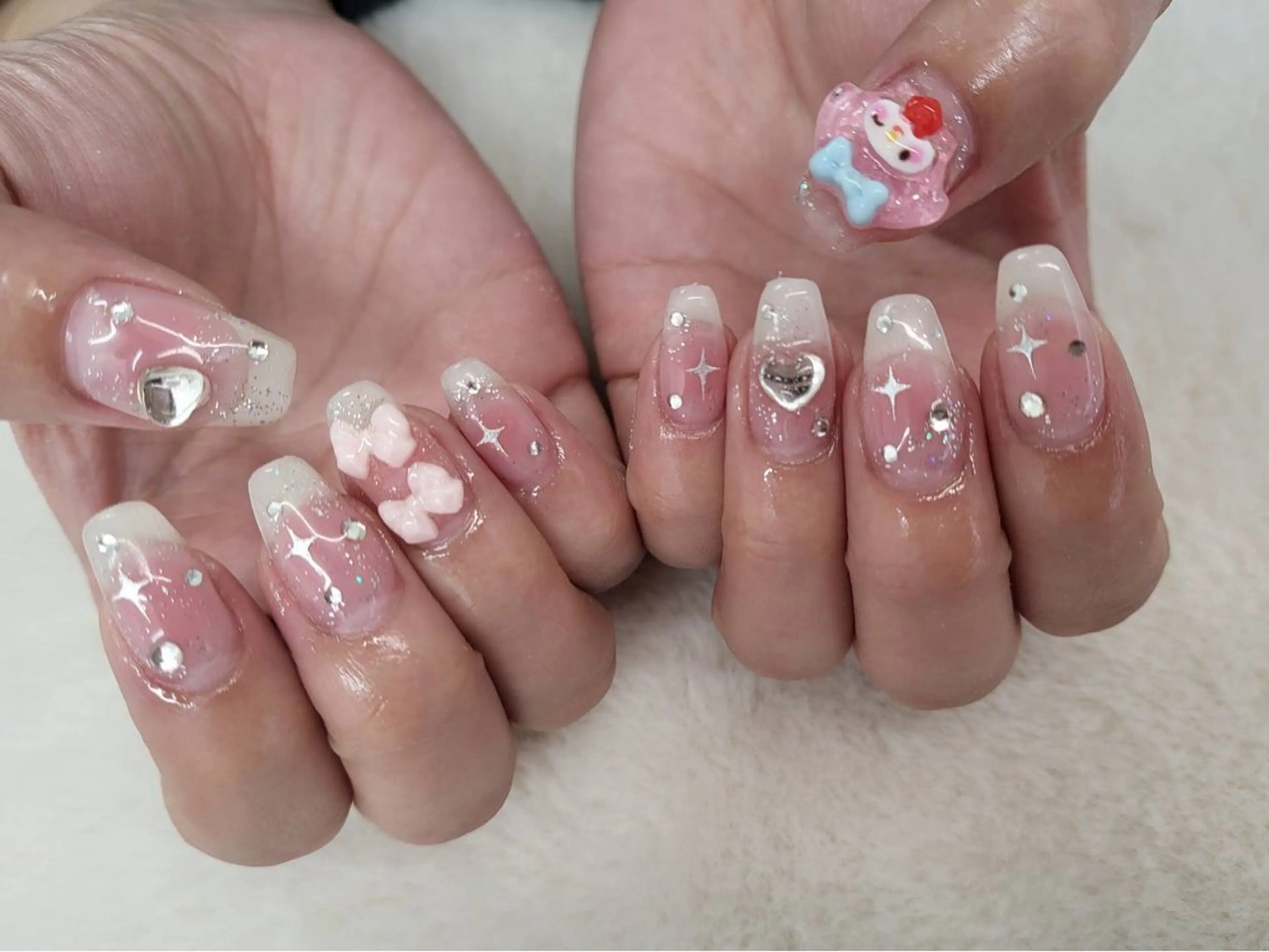 ネイル チークネイル ワンホンネイル ハンドネイル ハンドケア 心斎橋Salon Epokkuのネイルデザイン