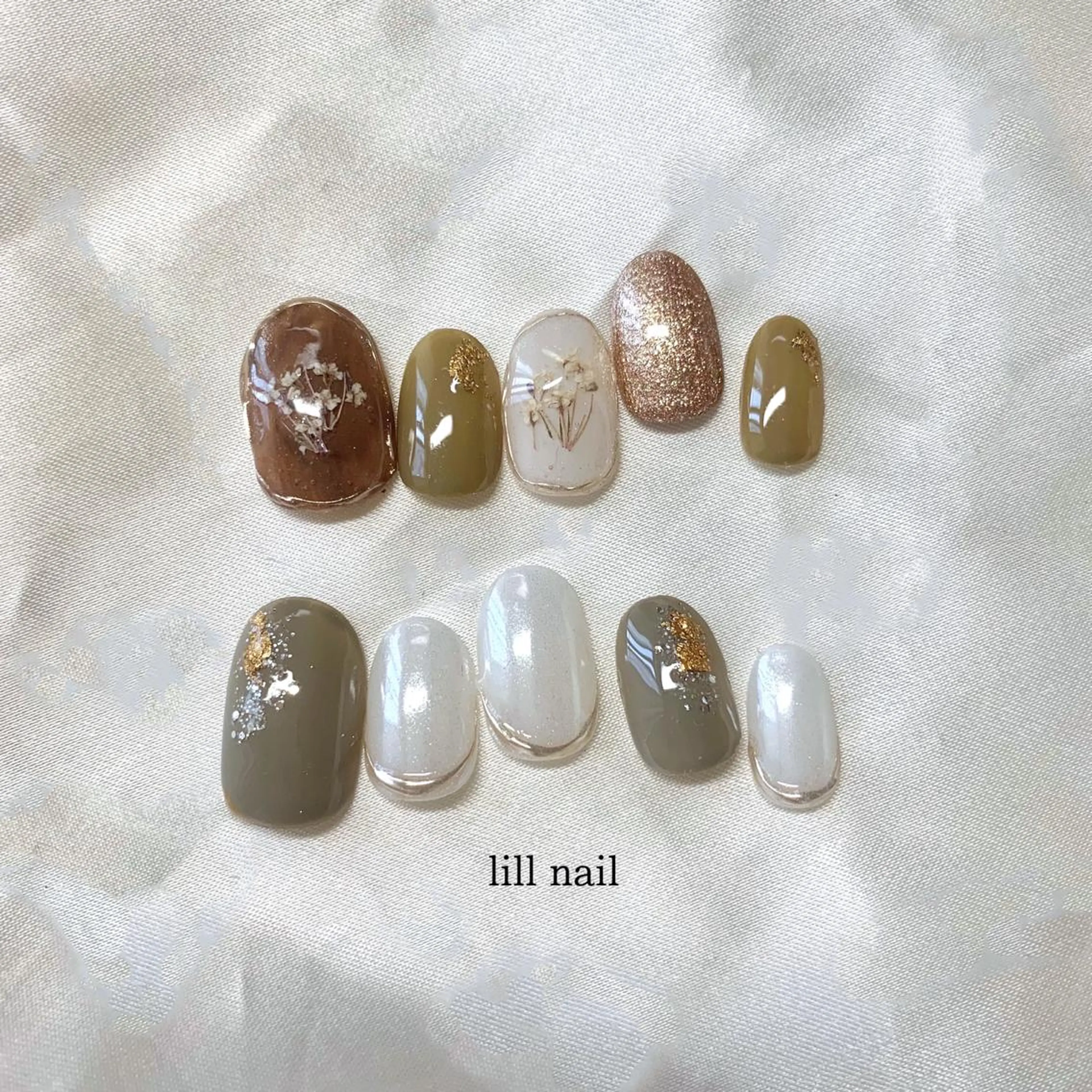 ミディアム pllia beautyのネイルデザイン