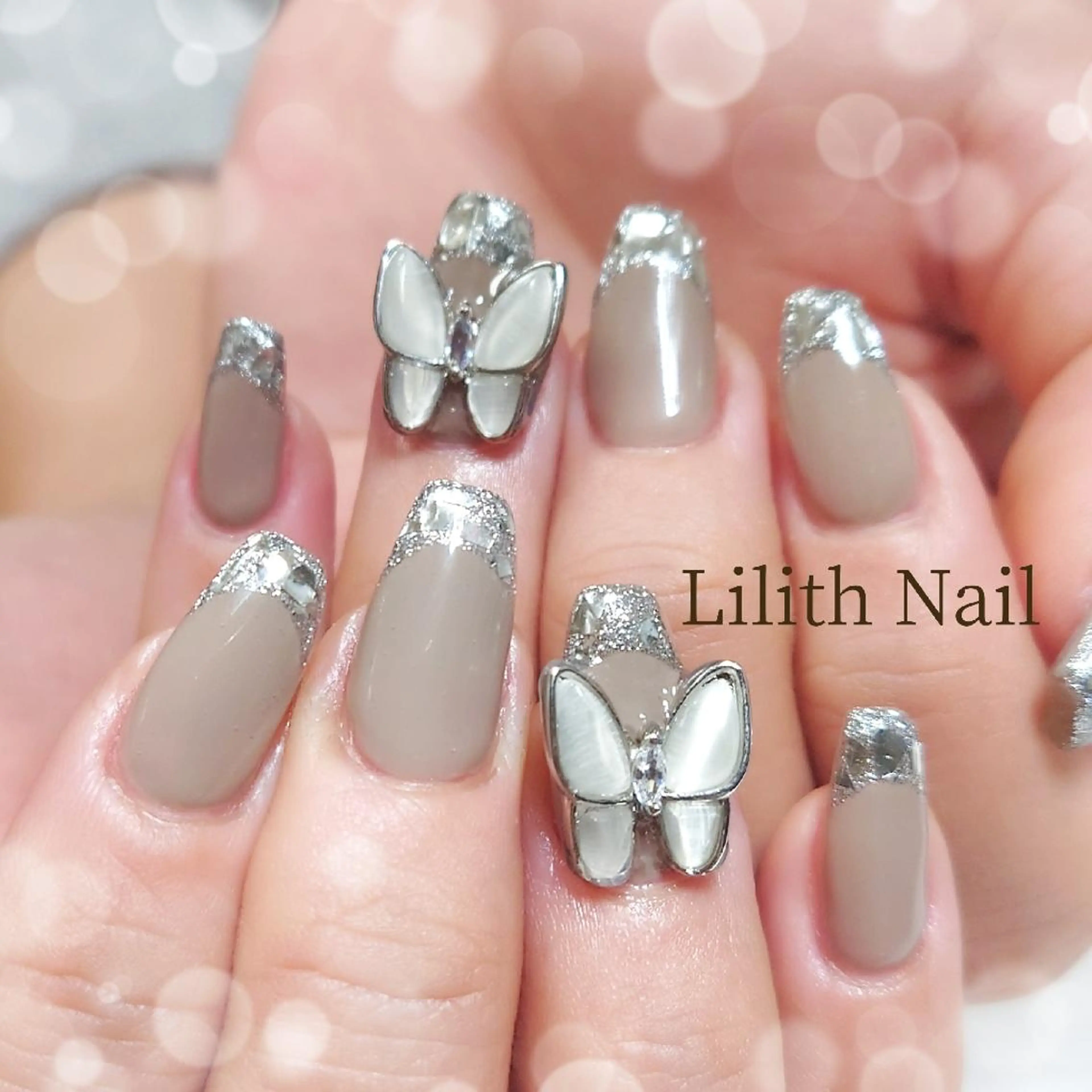 ネイル フレンチネイル ガラスフレンチ 冬ネイル ハンドネイル Lilith Nailのネイルデザイン