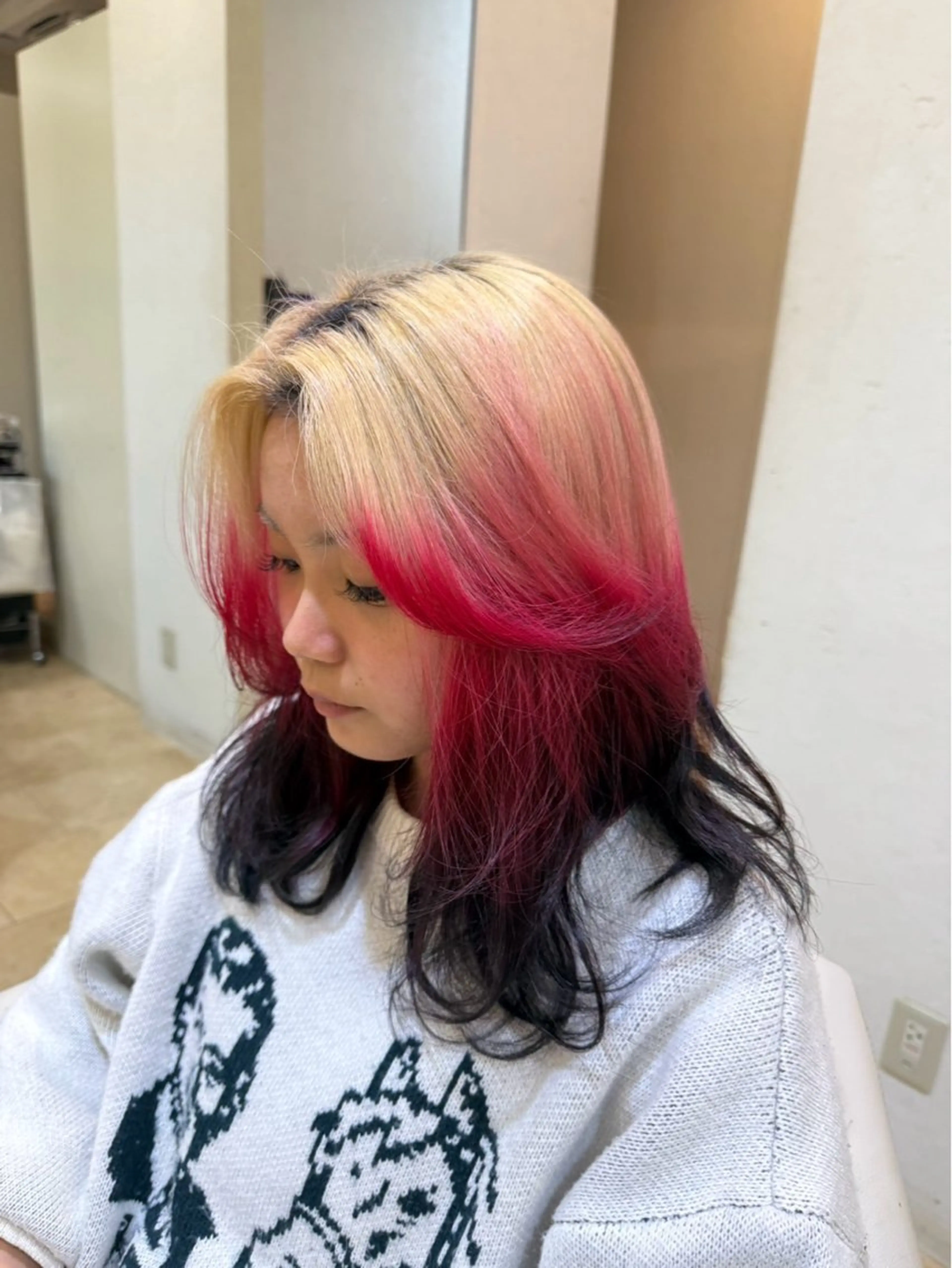 カラー niina /艶髪指名NO.1のヘアスタイル