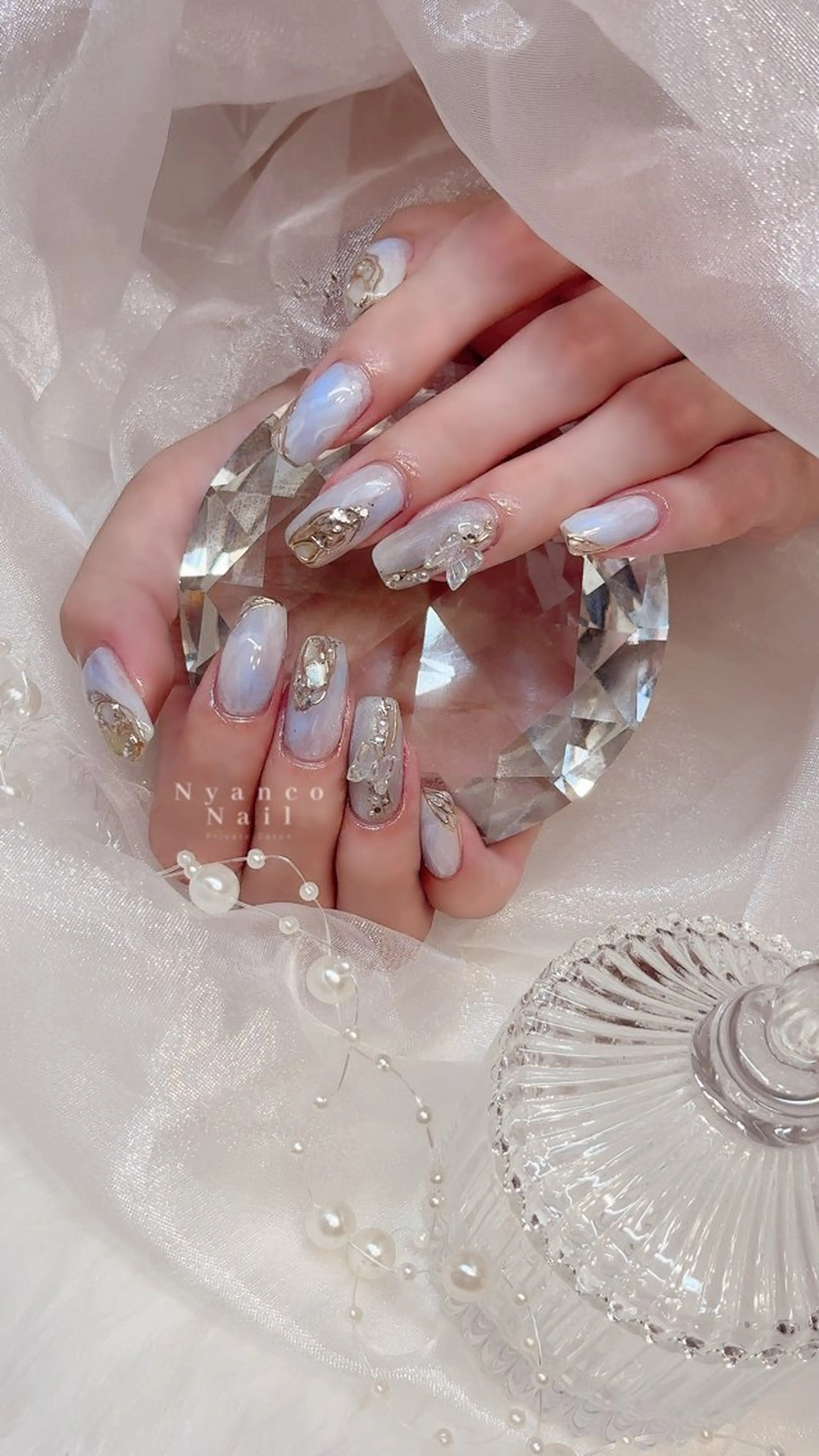 ネイル アートネイル ブルー ジェルネイル 氷ネイル・うるうるネイル キラキラネイル Nyanco Nailのネイルデザイン