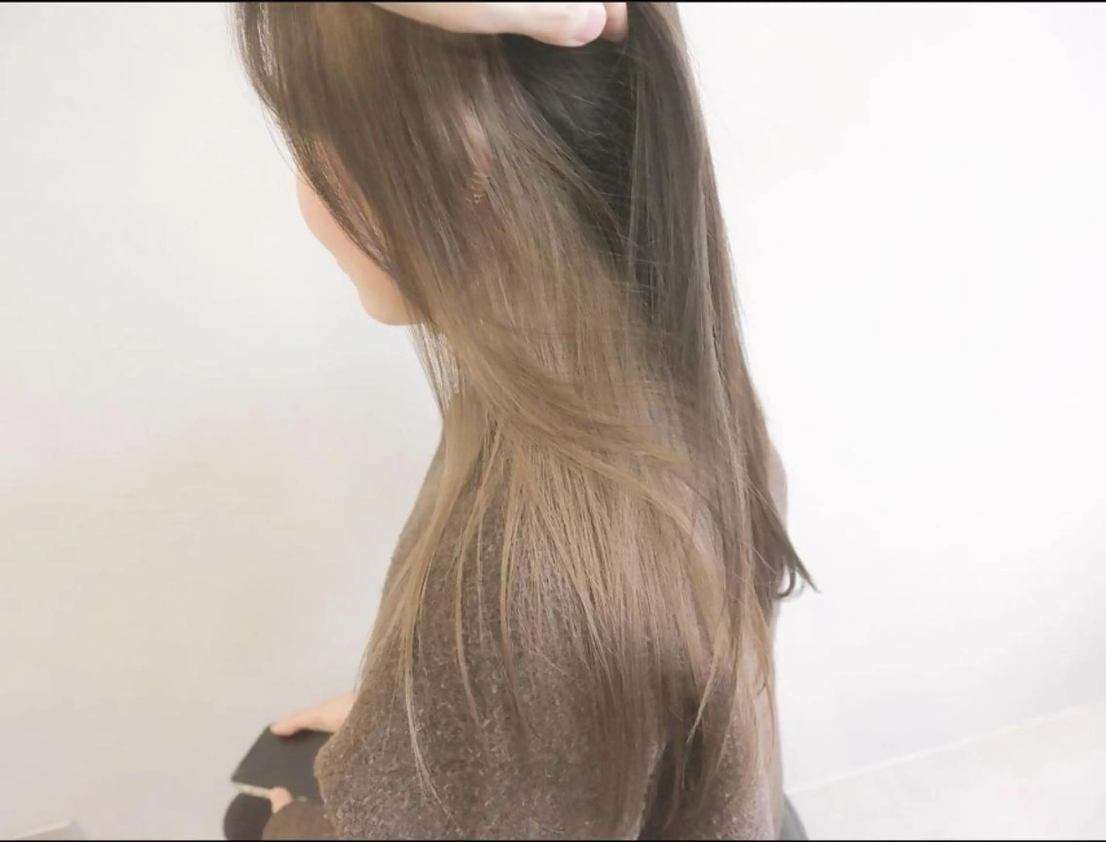 ロング トリートメント Armoire所属・安藤悠里/ハイトーン /デザインカラーのヘアスタイル