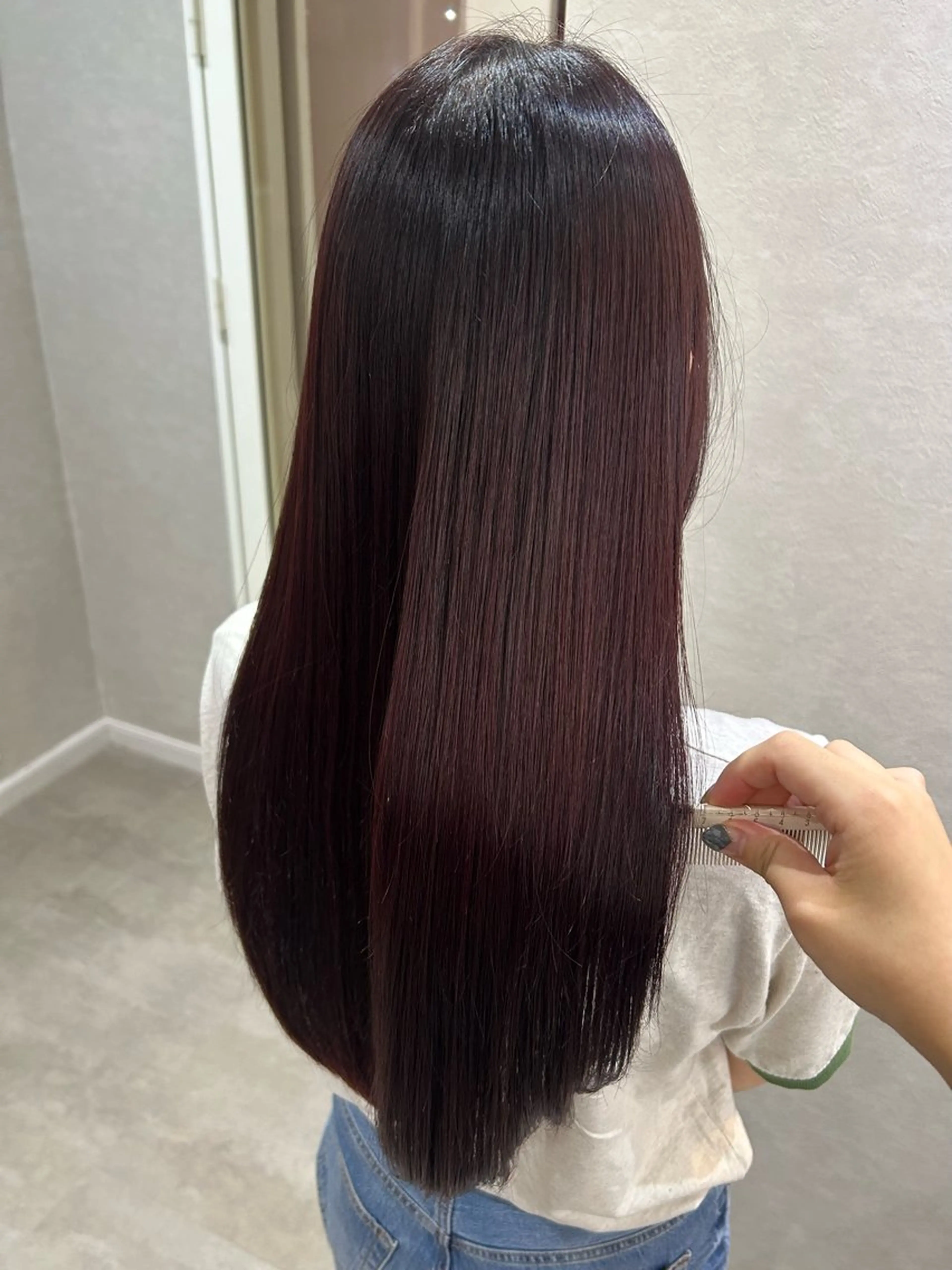 伸ばし中にオススメ🌻メンテナンスカット(毛先1cm毛量調整)＋カラー🌻の写真