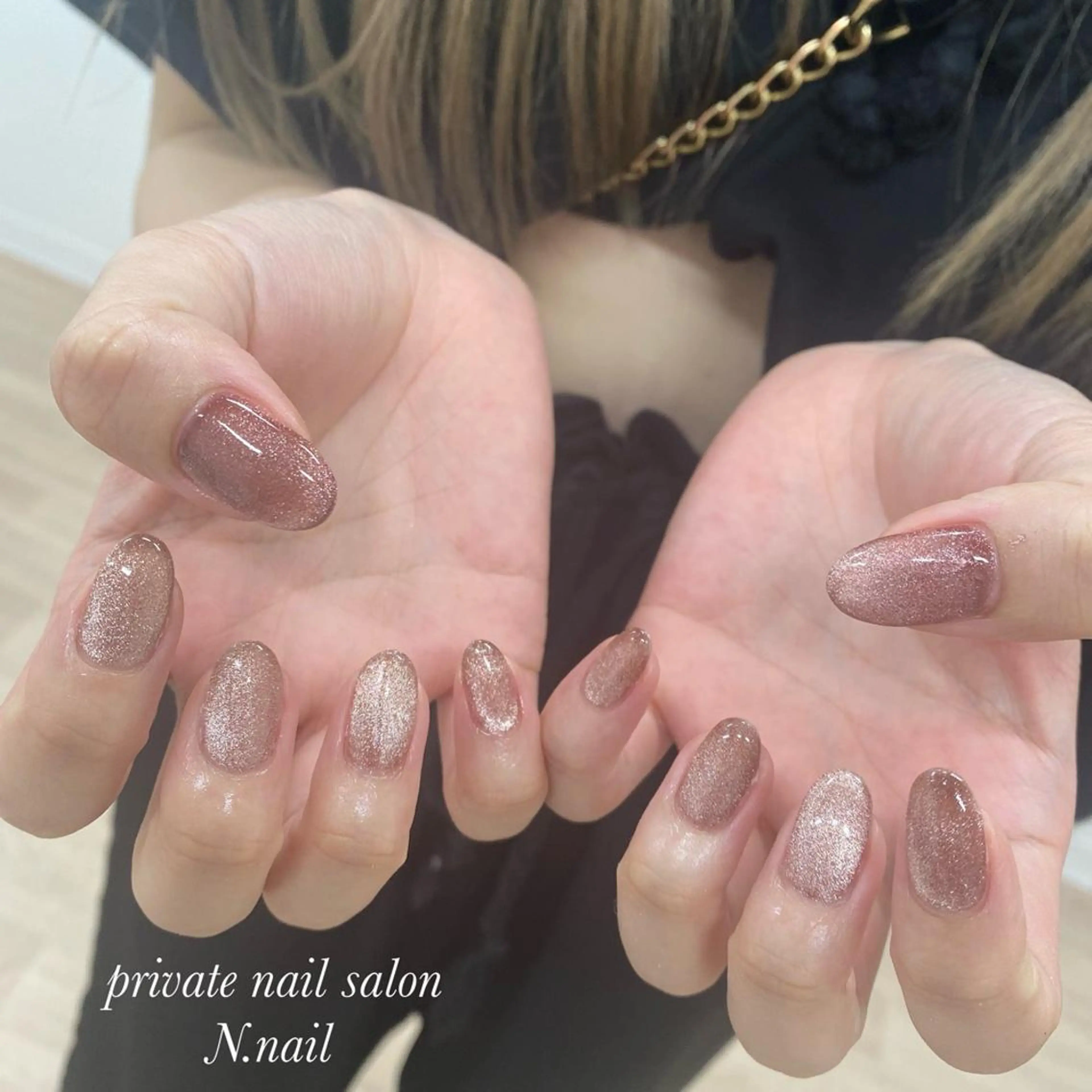 ネイル マグネットネイル N. 【エヌドット】のネイルデザイン