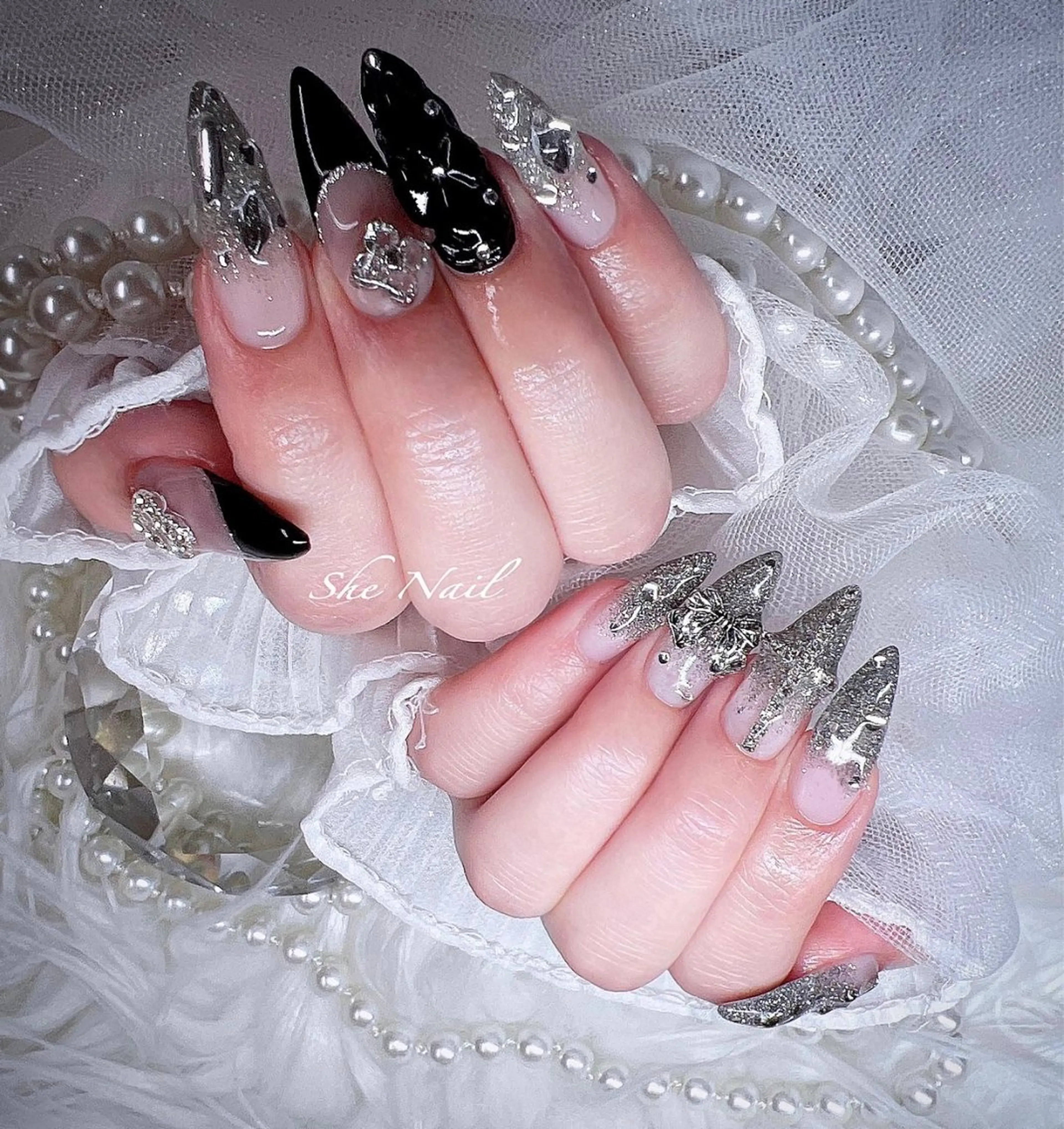 ネイル チークネイル 長さ出し フレンチネイル ガラスフレンチ キラキラネイル ハンドネイル She   Nail所属・ISA_ BELLAのネイルデザイン