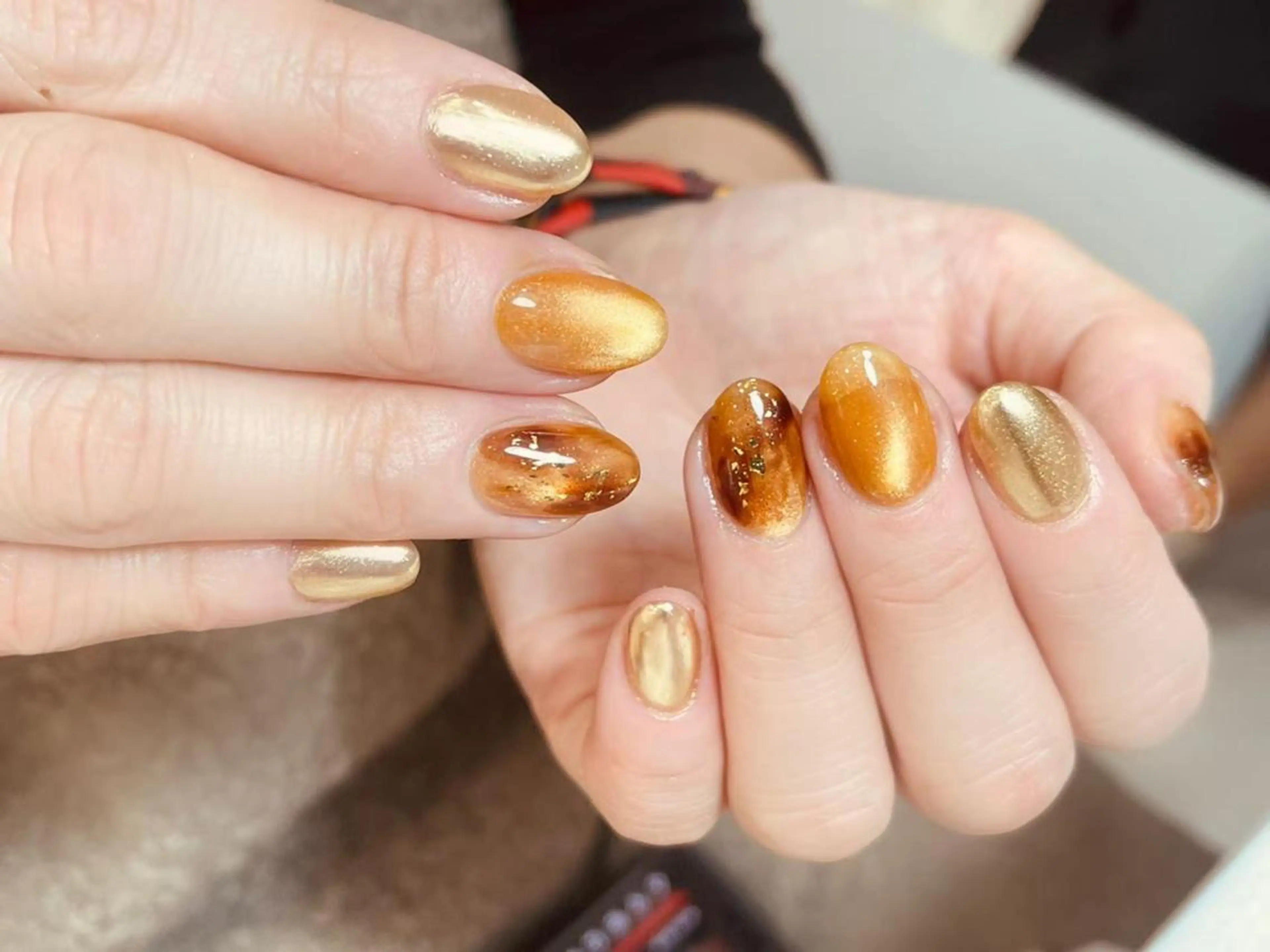 ネイル オーロラネイル べっ甲ネイル フットネイル フレンチネイル ジェルネイル ハンドネイル ユナ 池袋のネイルデザイン