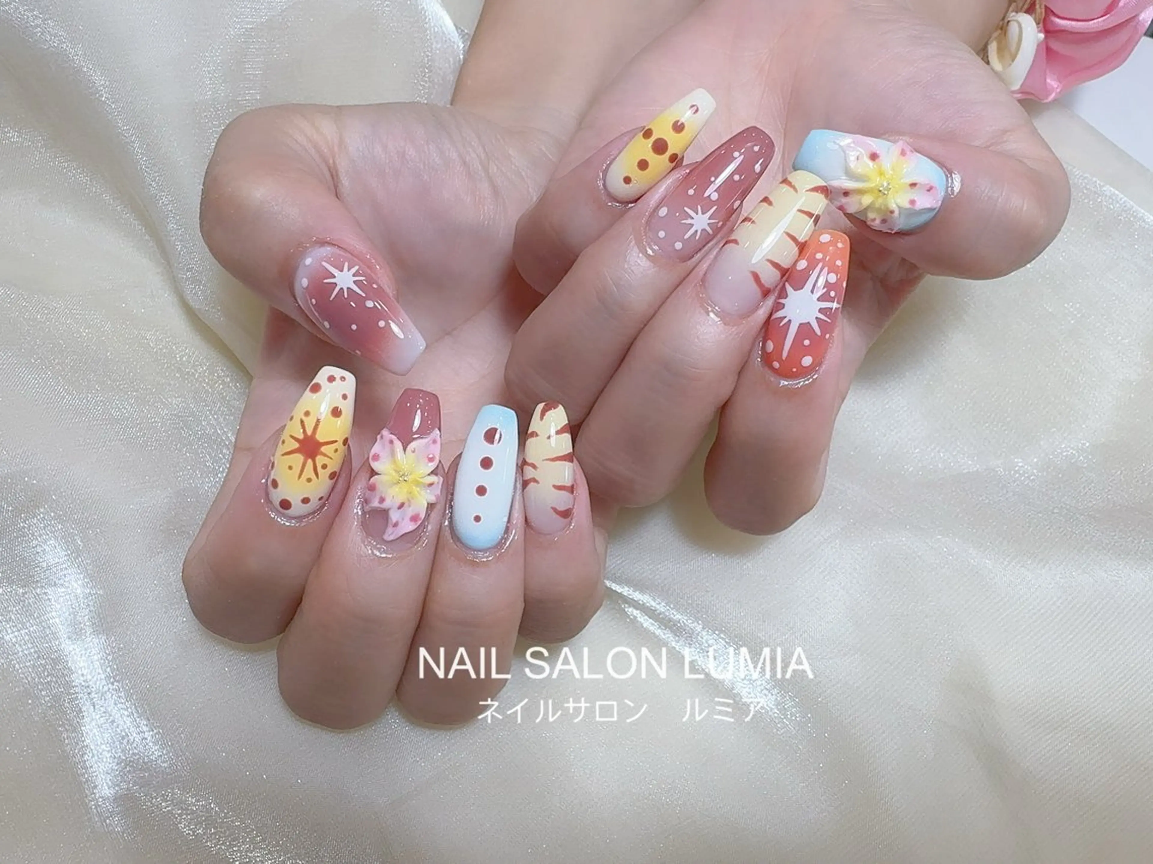 ネイル ハンドネイル ネイルサロン ルミア Lumia 店長のネイルデザイン