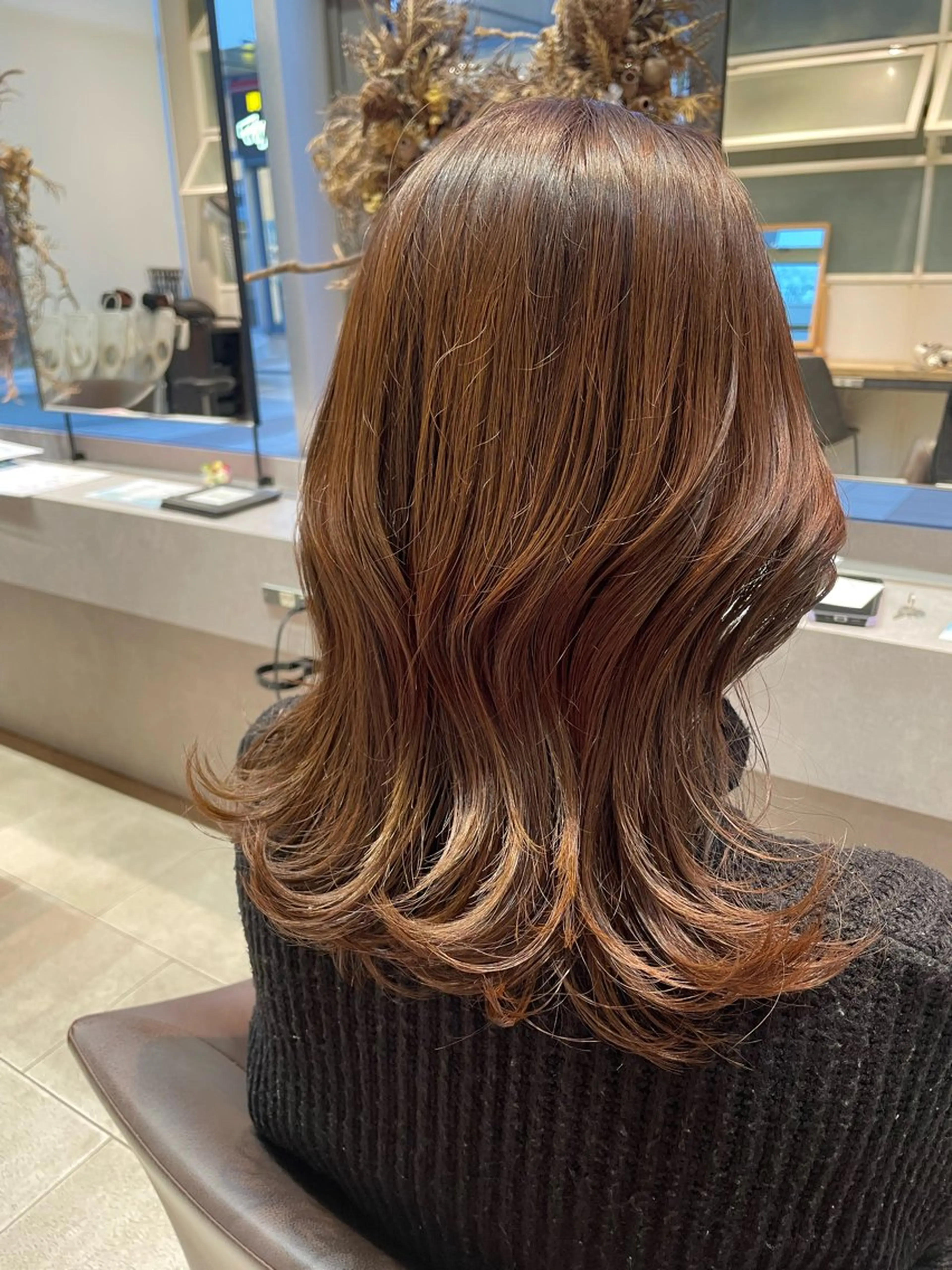 セミロング 原 萌香のヘアスタイル