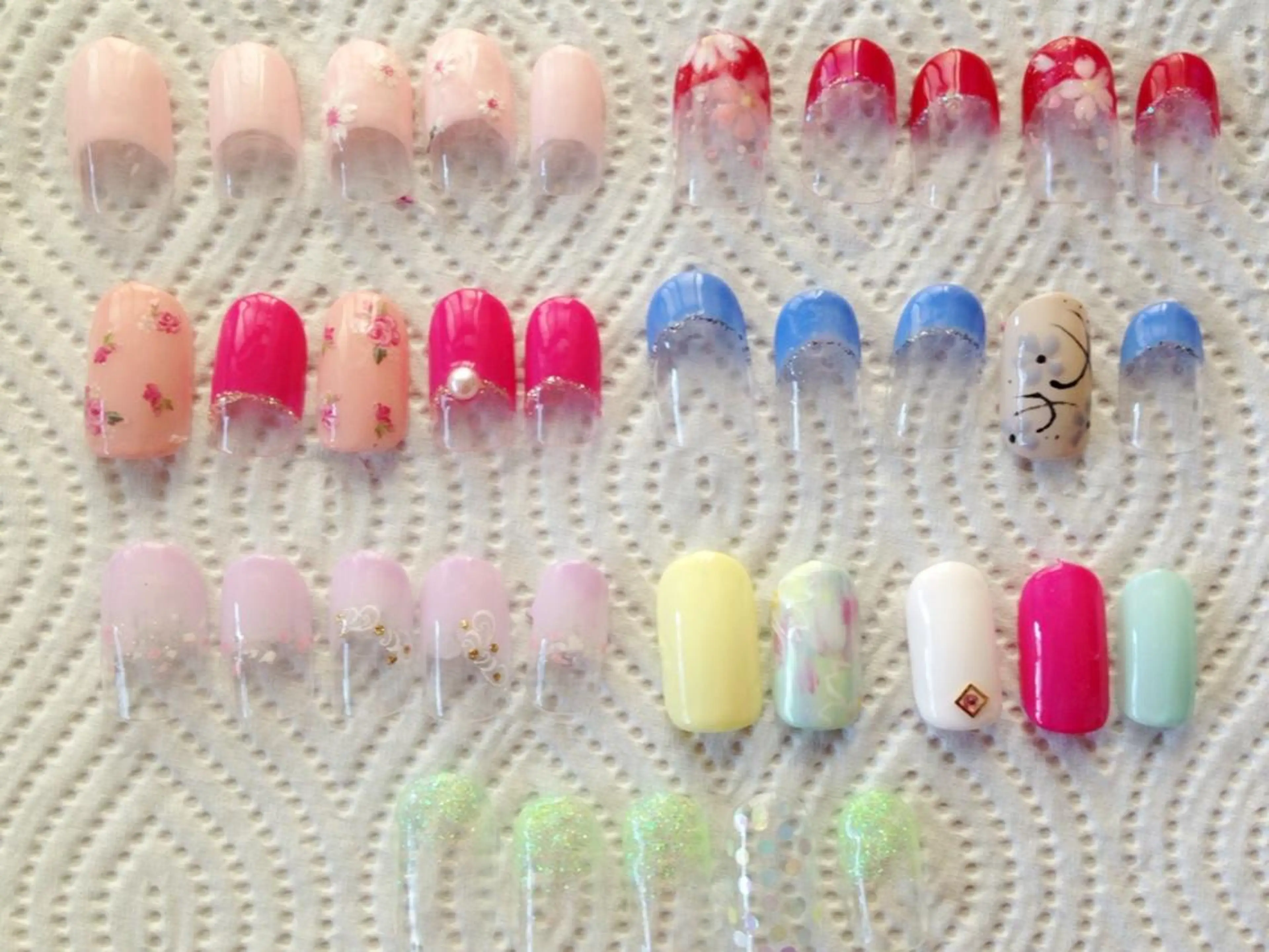 ネイル リラネイル所属・福田 美代子のネイルデザイン