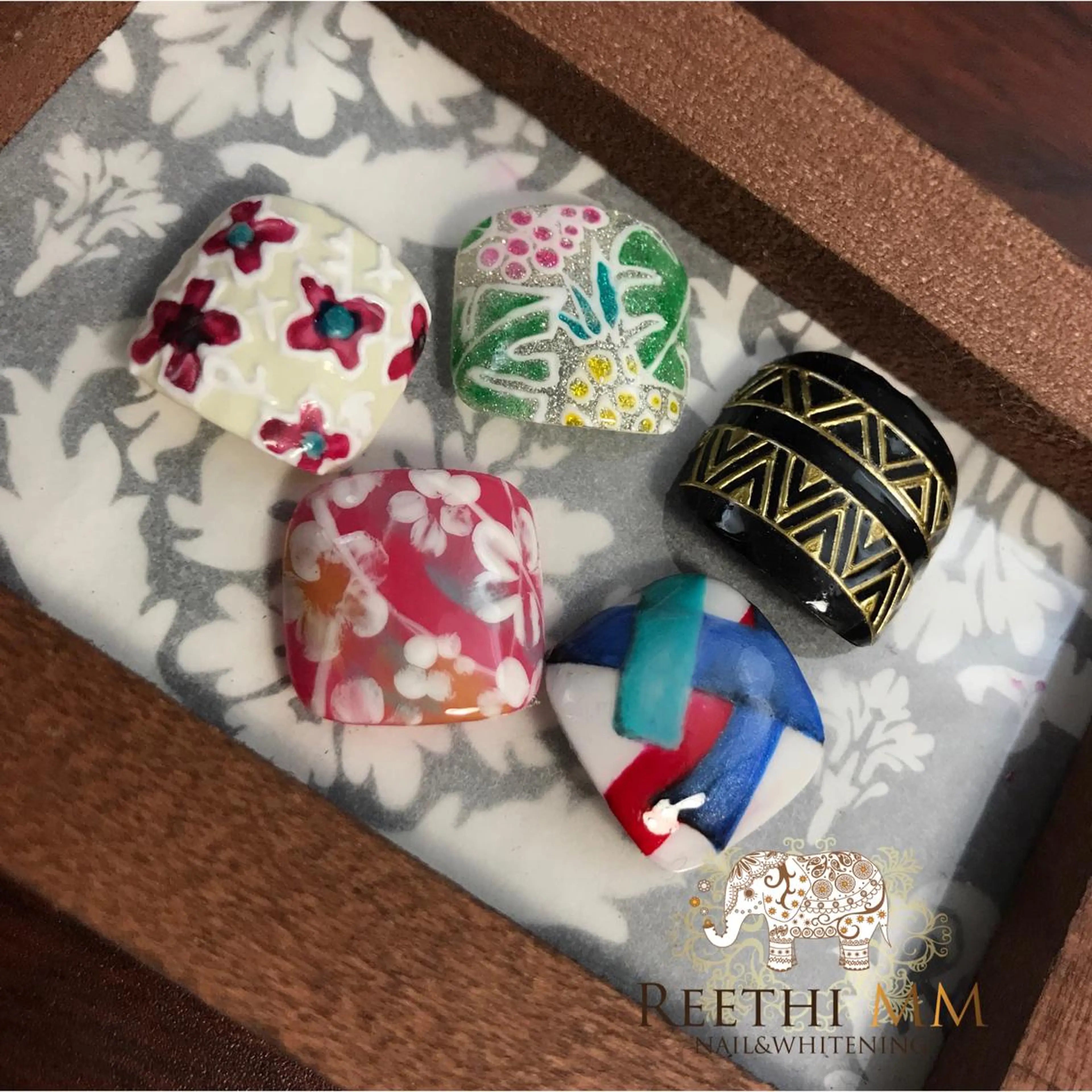 ネイル ネイリスト riiisaのネイルデザイン