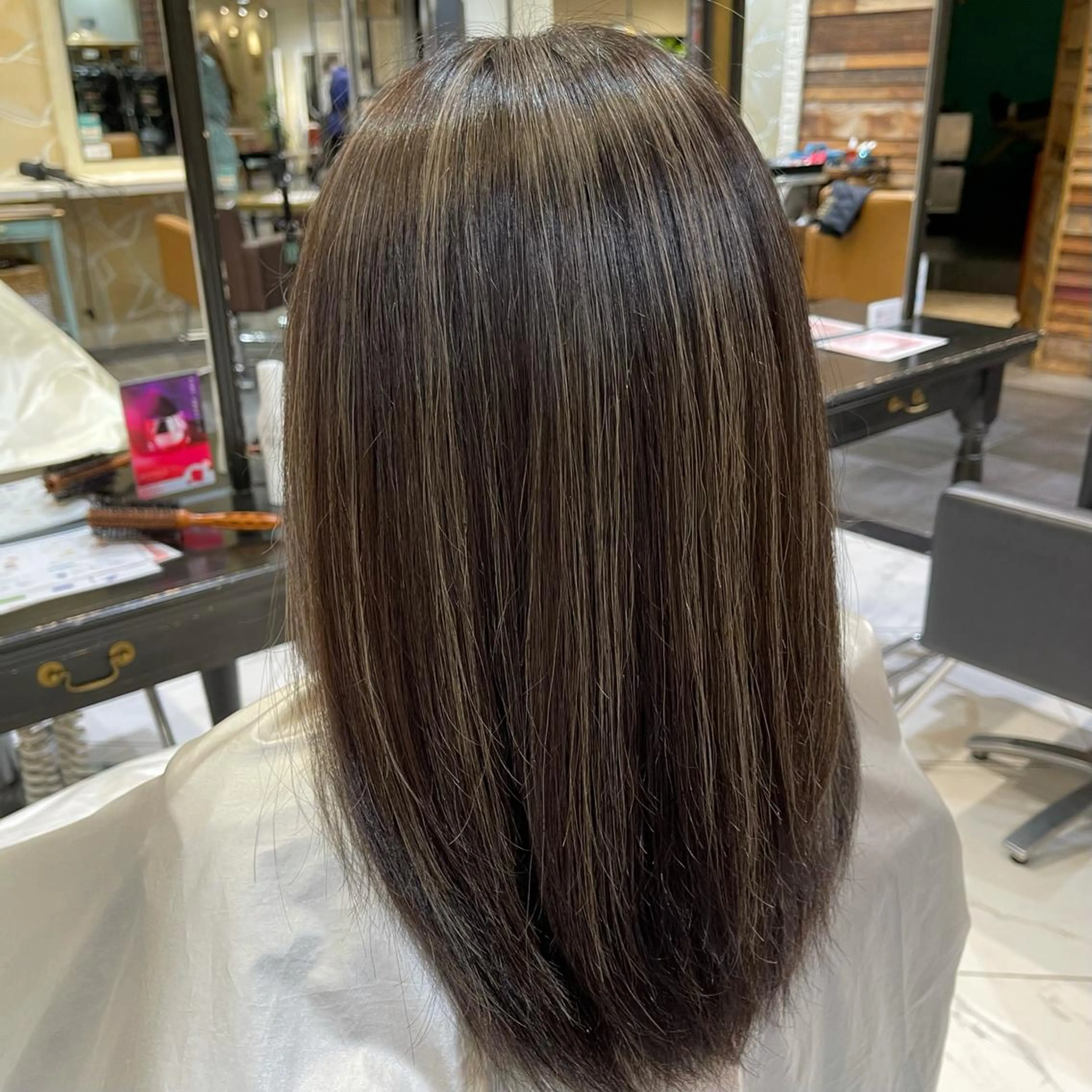 ミディアム カラー MINX所属・🌈モテるベージュ カラー💕成島 宙のヘアスタイル