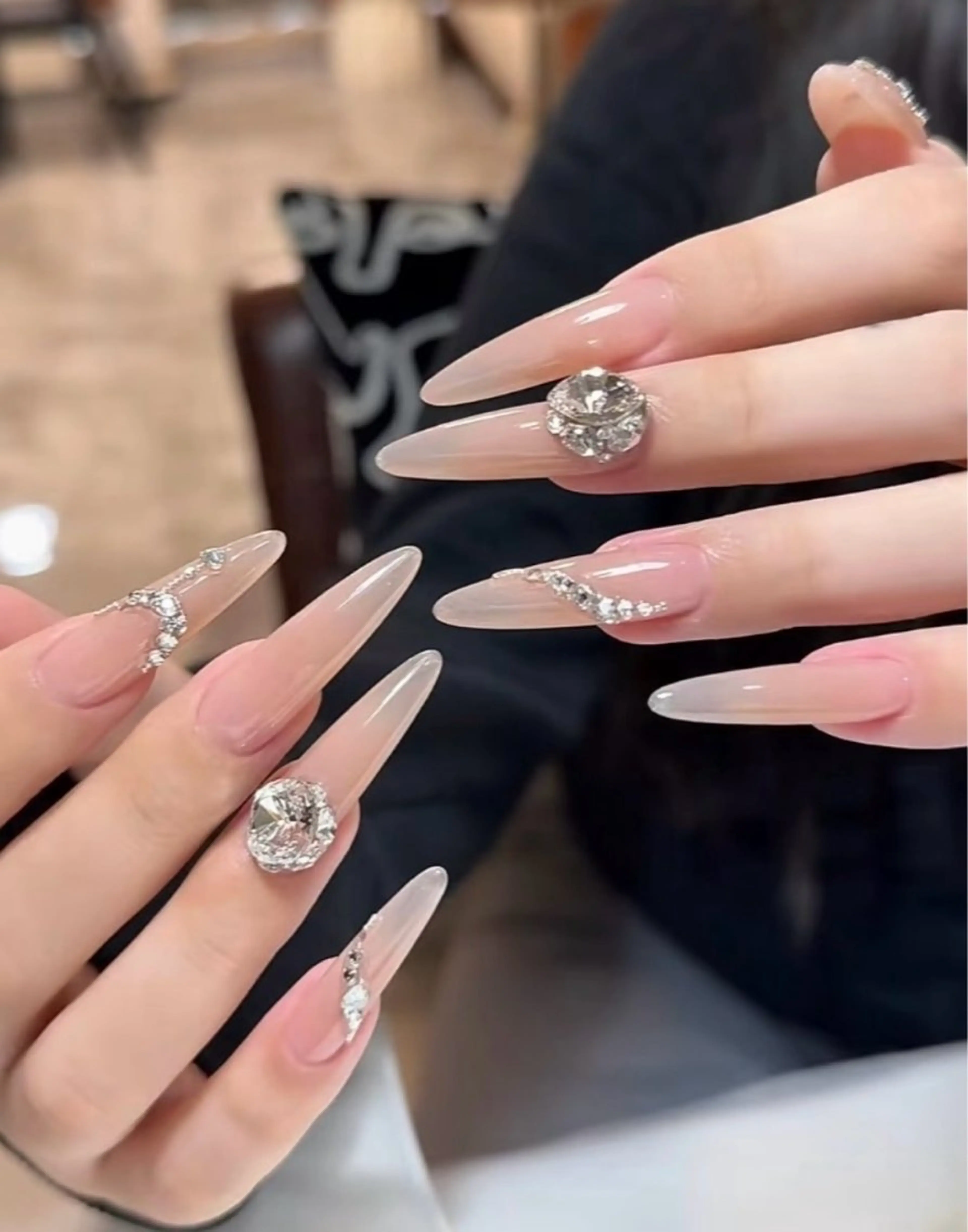 ネイル ハンドネイル ハンドケア queen nailのネイルデザイン