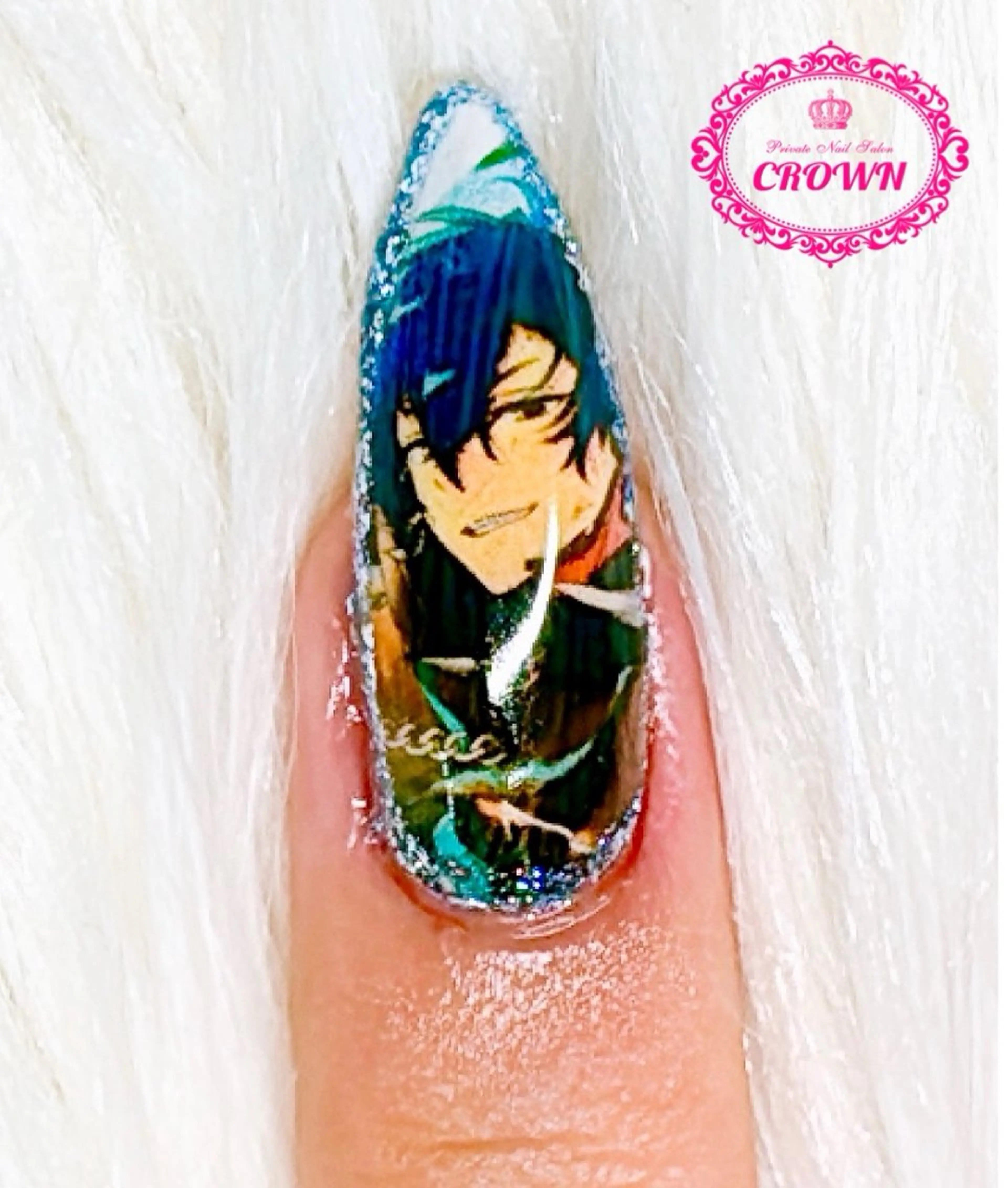 ネイル CROWN プライベートサロンのネイルデザイン