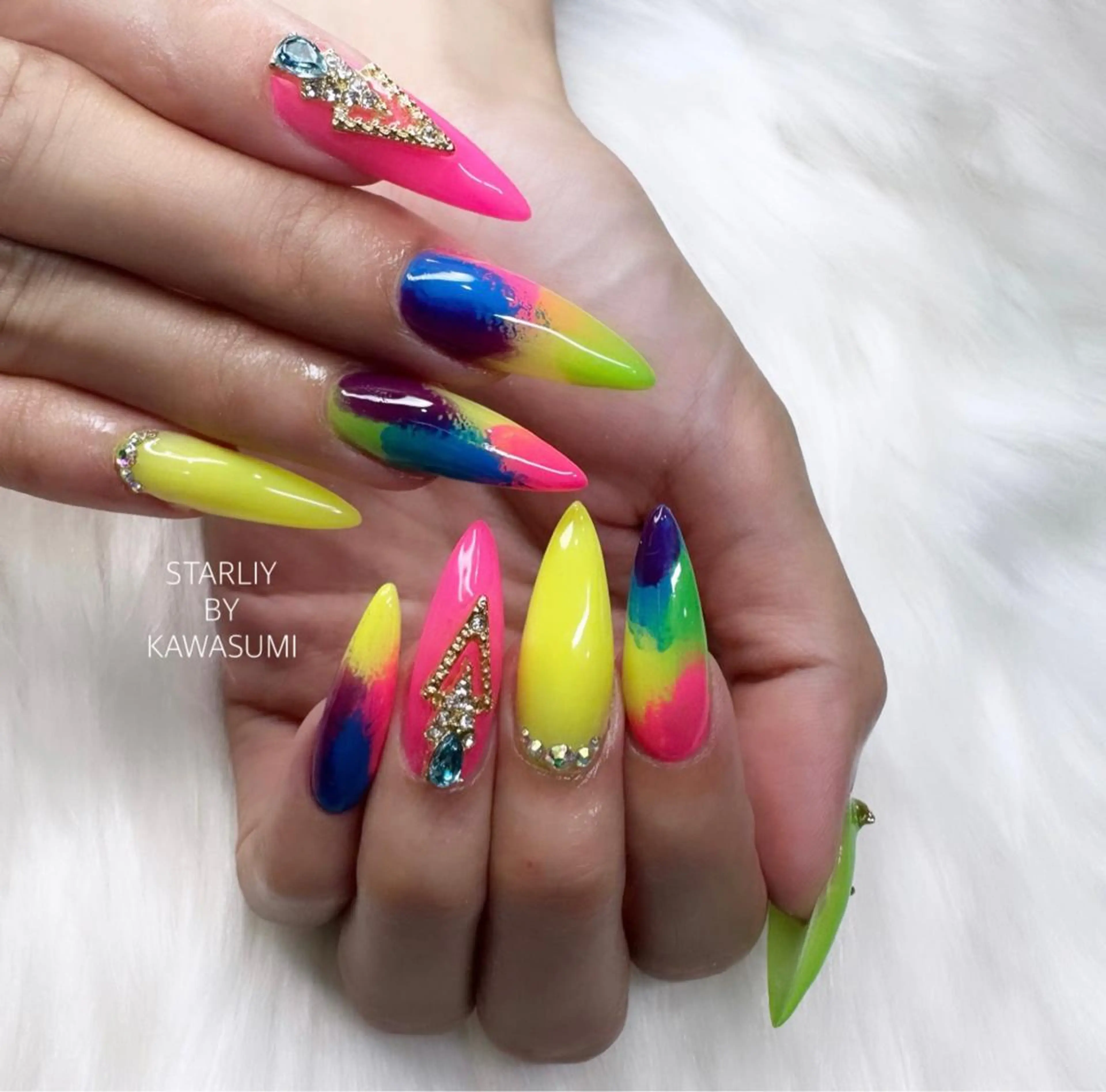 ネイル Starliy所属・~Starliy~ 三重県津市のネイルデザイン
