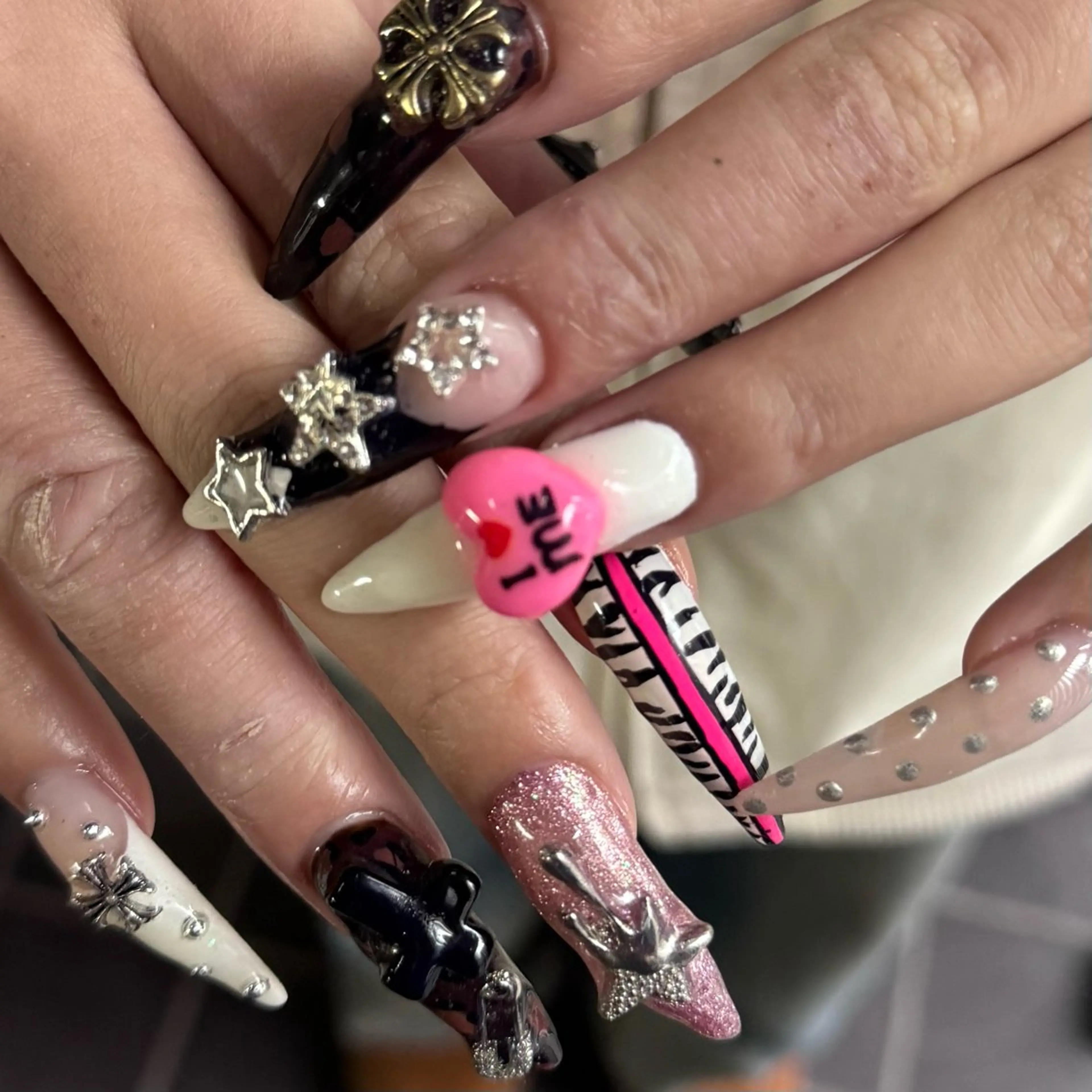 ロング 小川 柚香のネイルデザイン