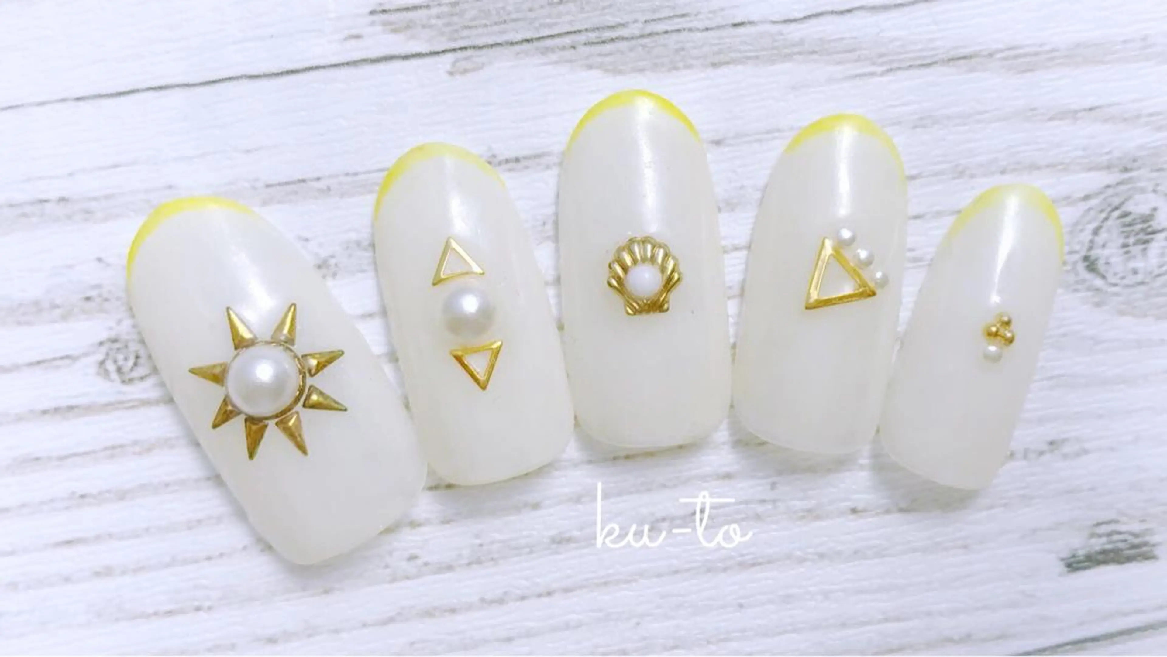 ネイル ku-to所属・林 志帆子【en2号店】のマツエク・マツパデザイン