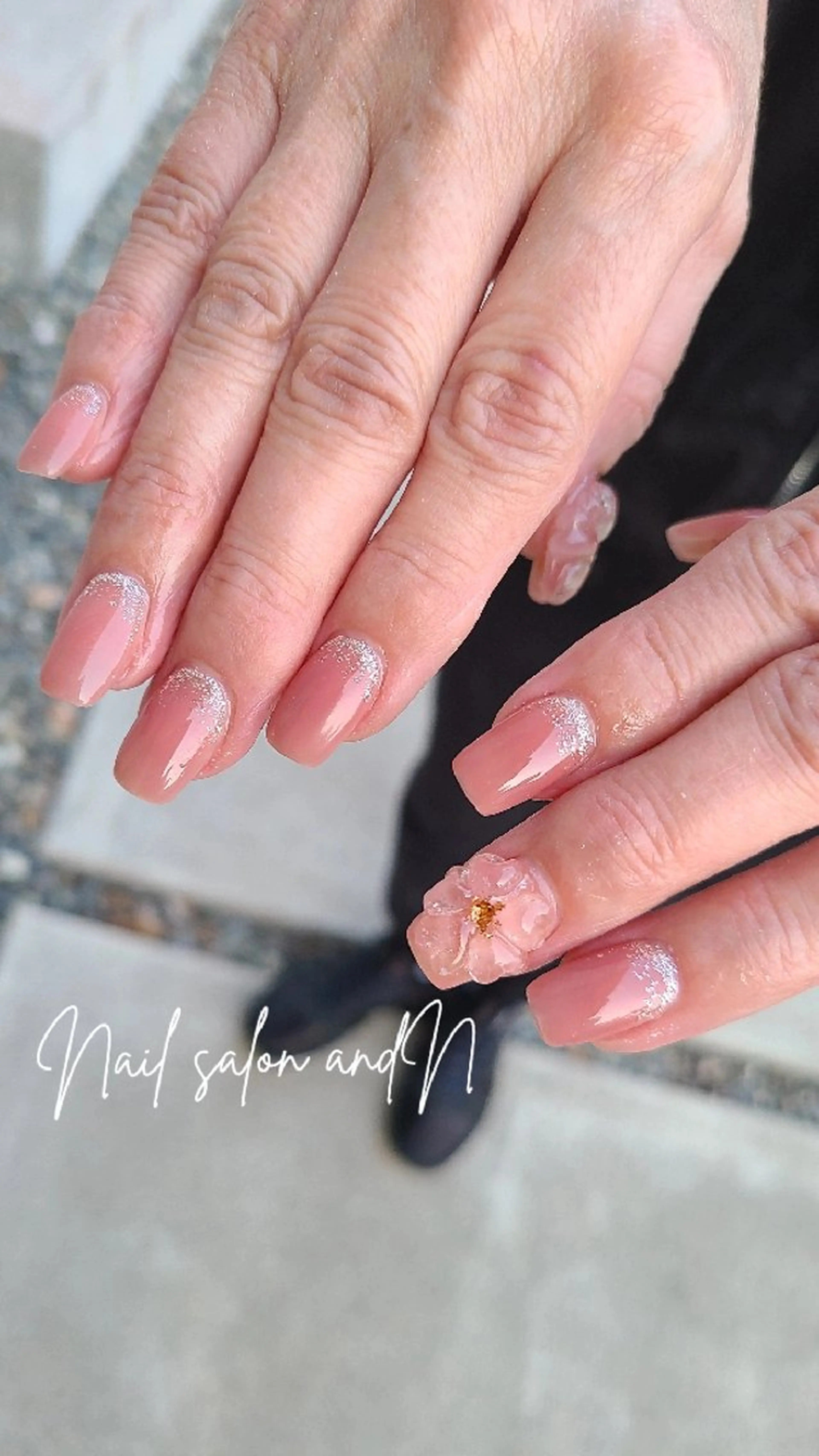 ネイル and Nのネイルデザイン