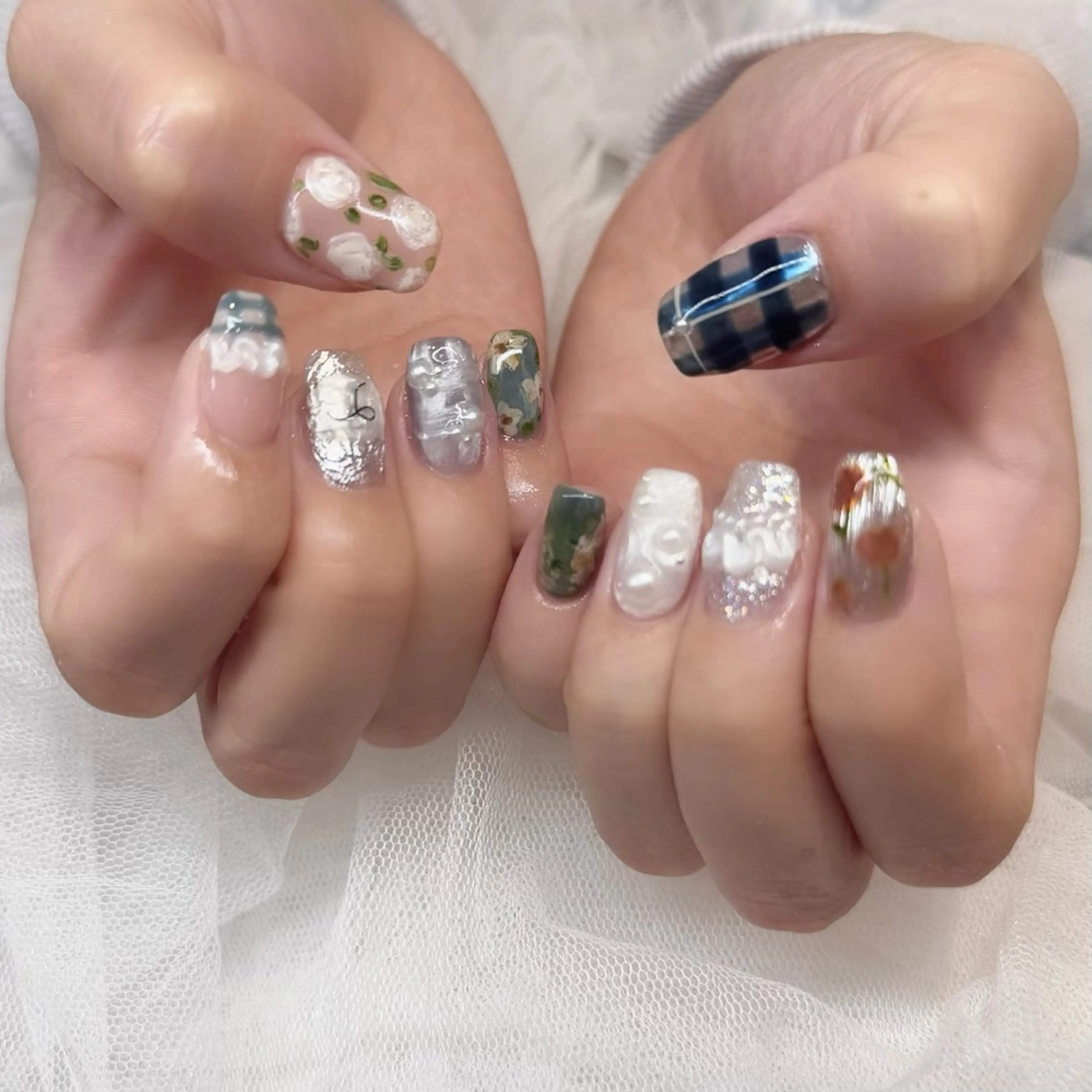 ネイル ハンドネイル 新井 ひなののネイルデザイン