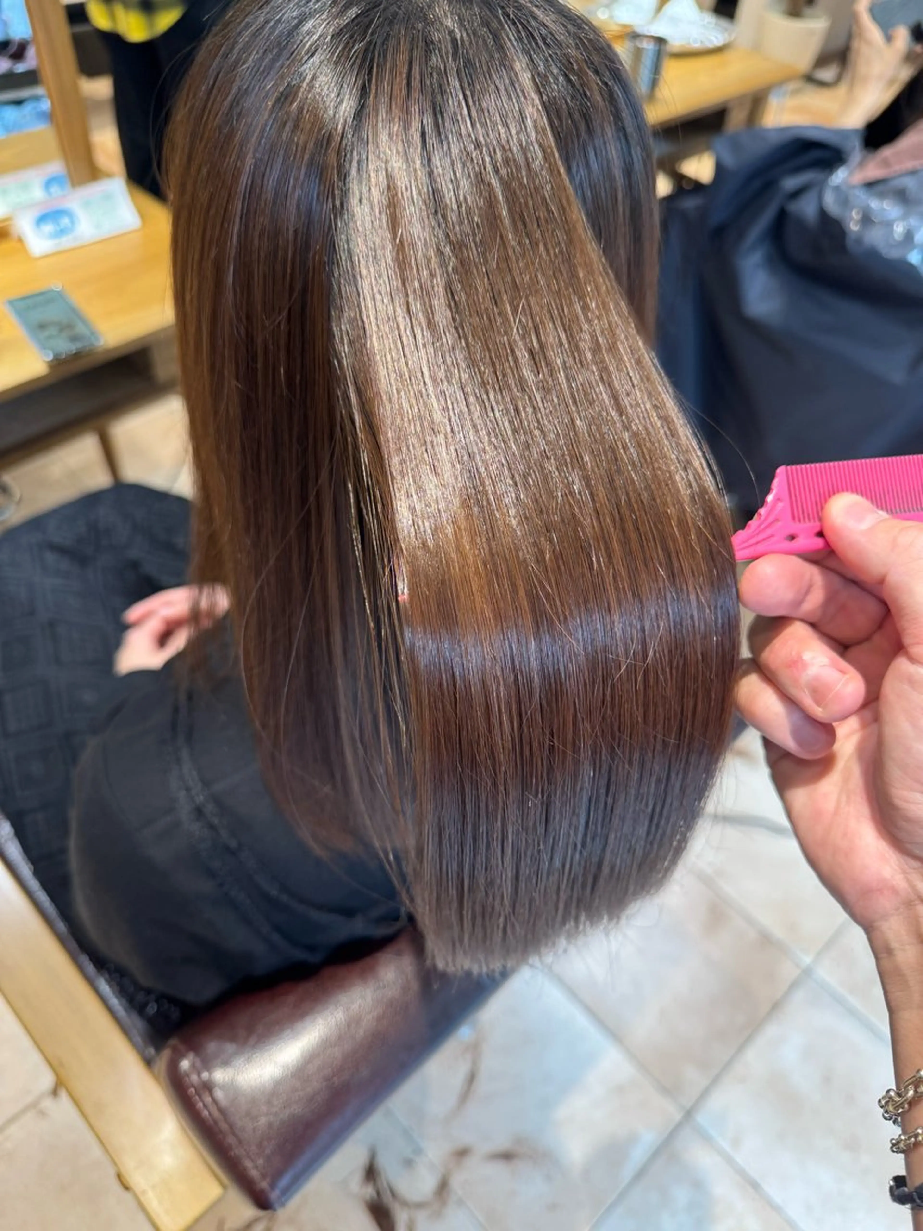 セミロング カット 縮毛矯正 美髪矯正 髪質改善 羽田セイゴーのヘアスタイル