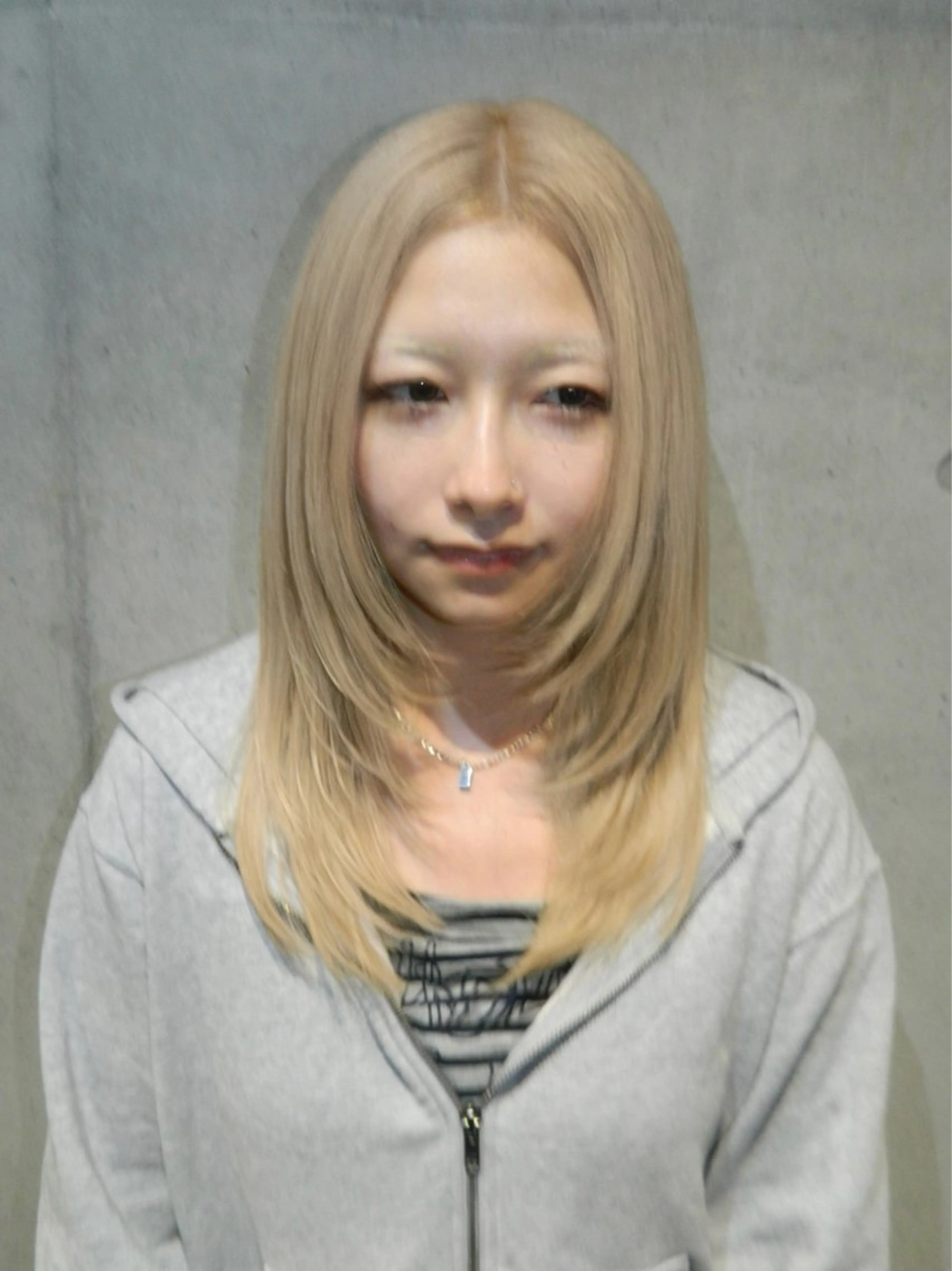 ミディアム カラー ベージュカラー レイヤーカット ヘアカラー 透明感/レイヤー/ sakura🪽のヘアスタイル