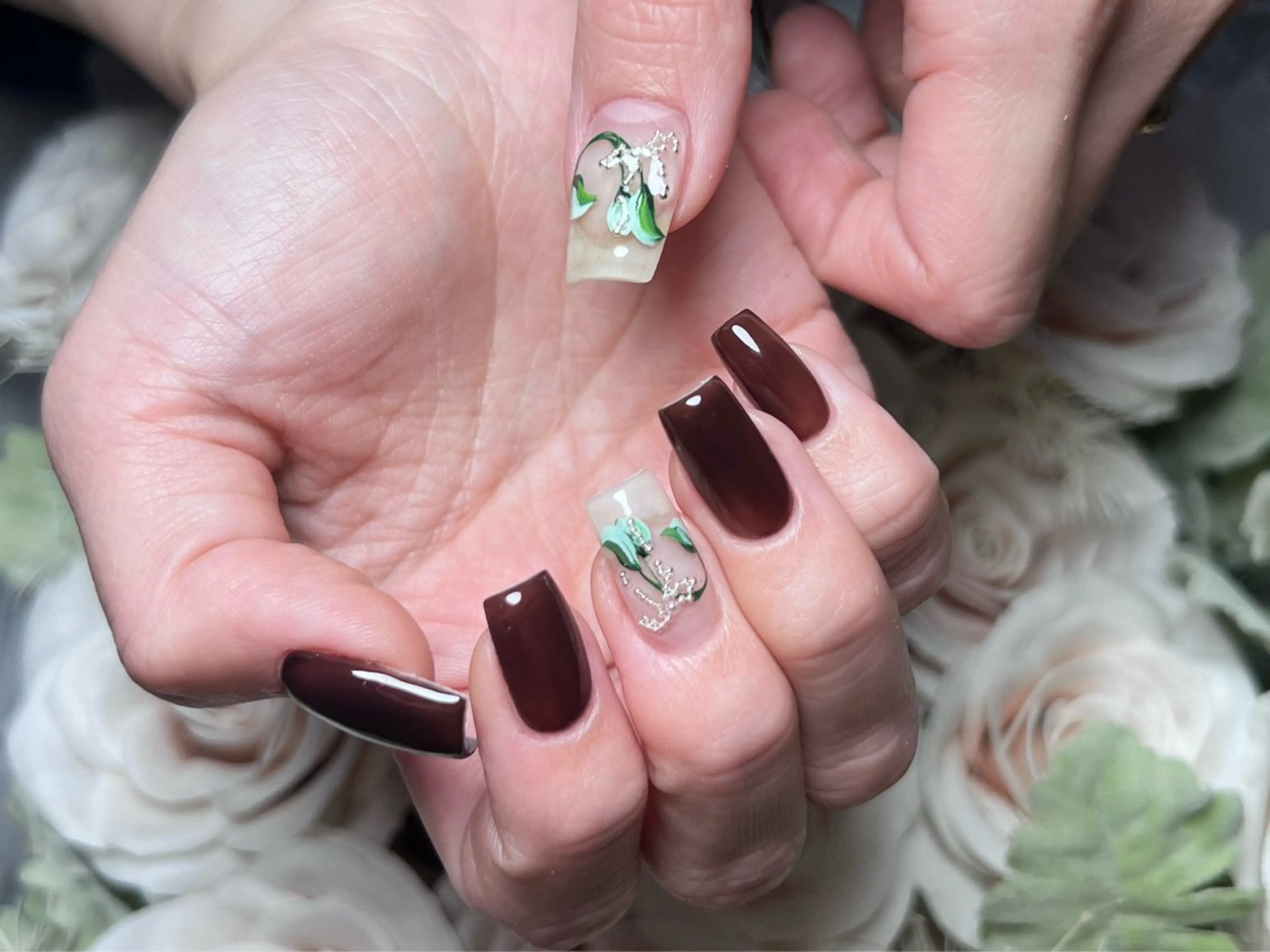 ネイル 成人式 ロングネイル マグネットネイル 持ち込み ワンカラーネイル ハンドネイル Painty所属・Painty nailのネイルデザイン