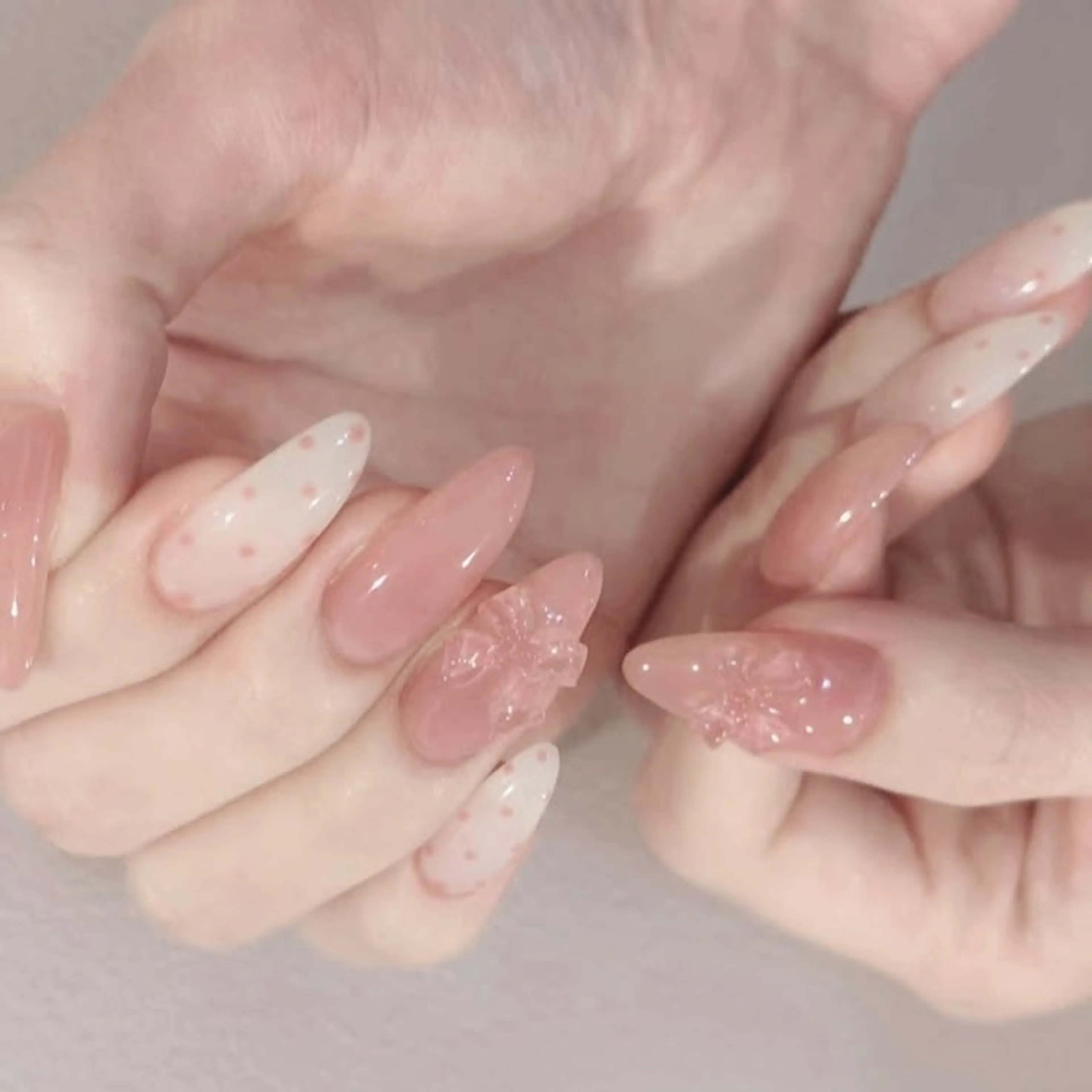 ネイル Fiore nail🪽✨のネイルデザイン