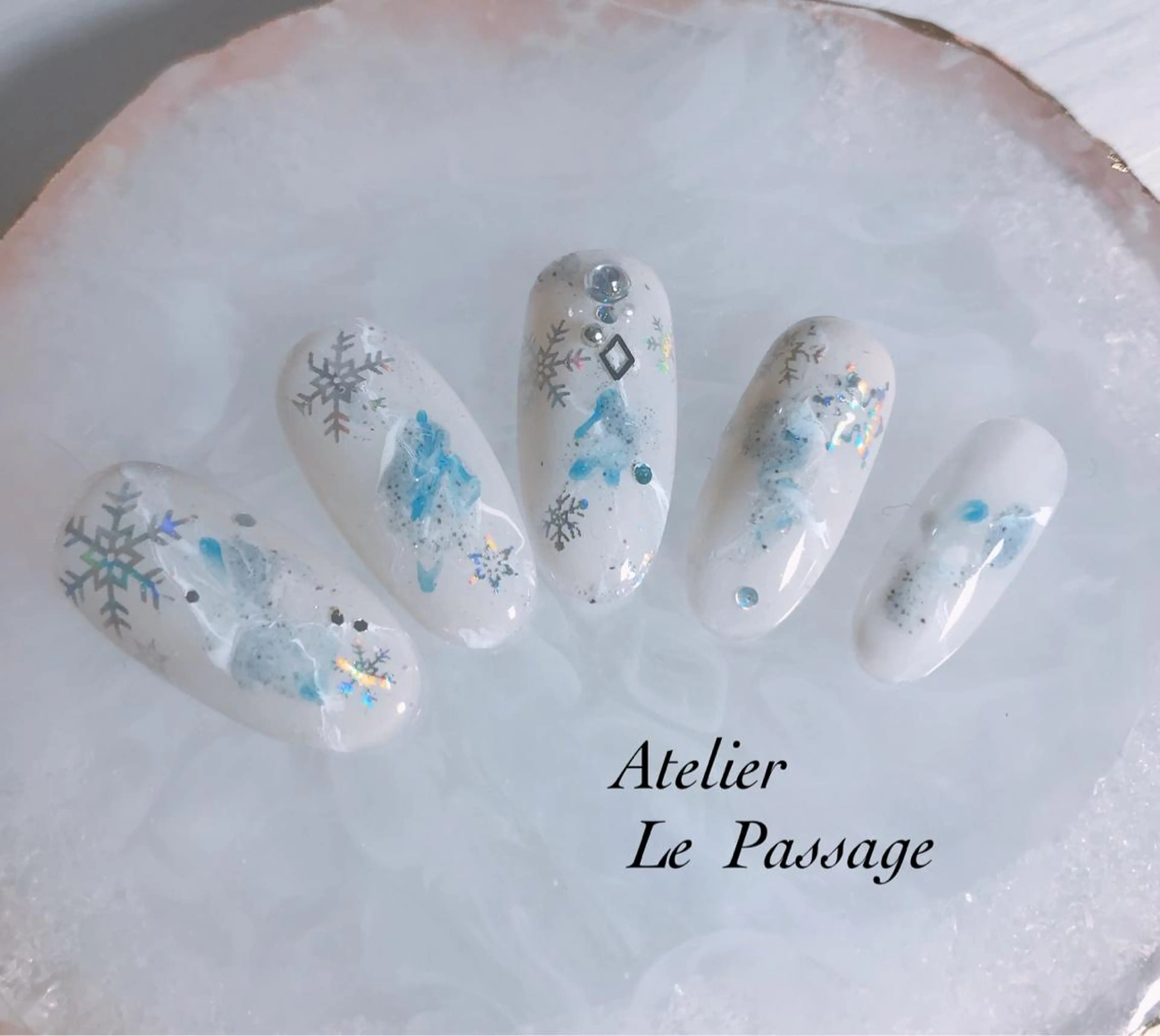 ネイル ジェルネイル パラジェル 冬ネイル クリスマス Atelier Le Passage所属・h nakatsukaのネイルデザイン