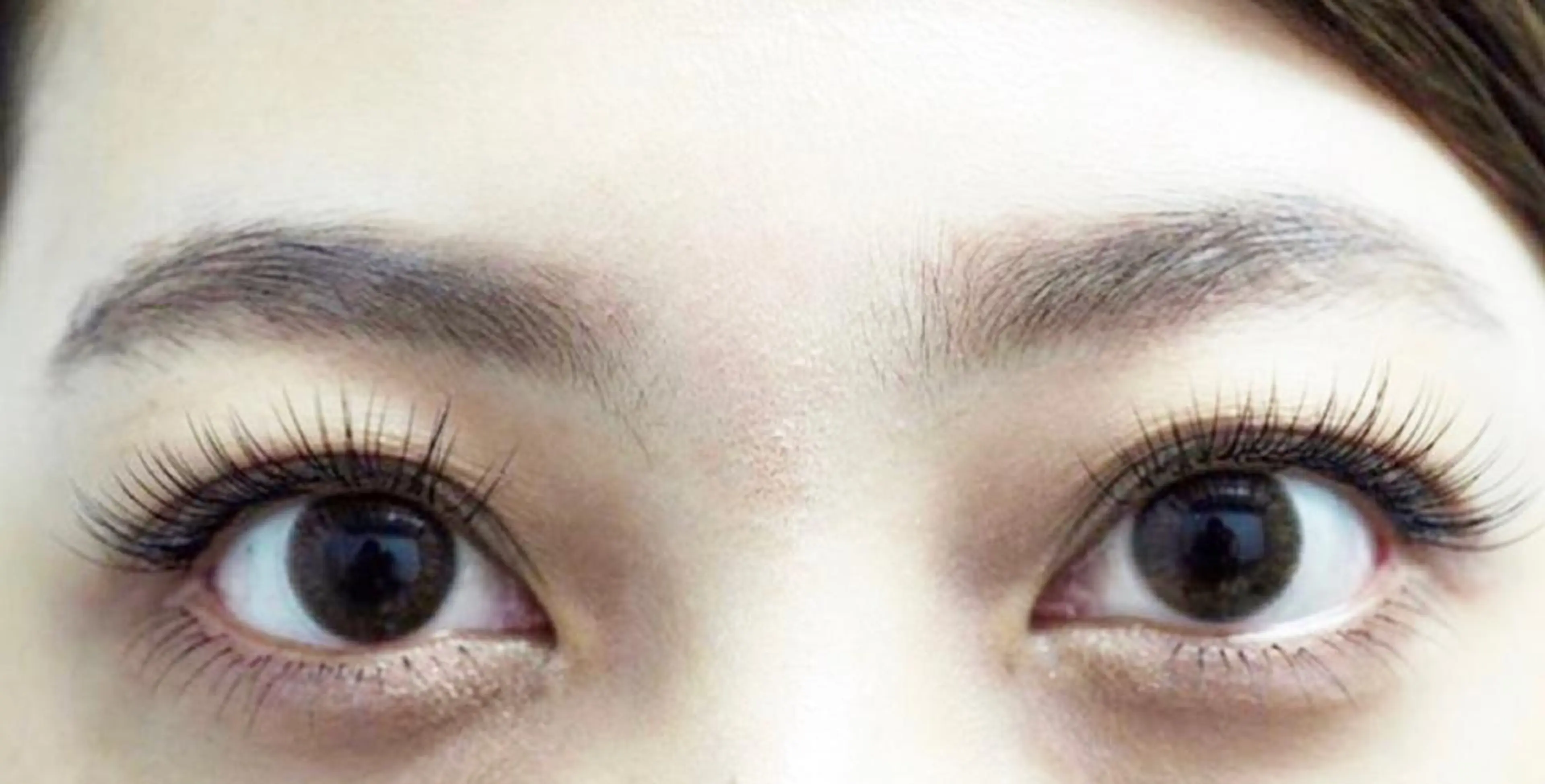 マツエク・マツパ eyelashsalon CREA所属・藤川 あゆみの眉毛・アイブロウイメージ