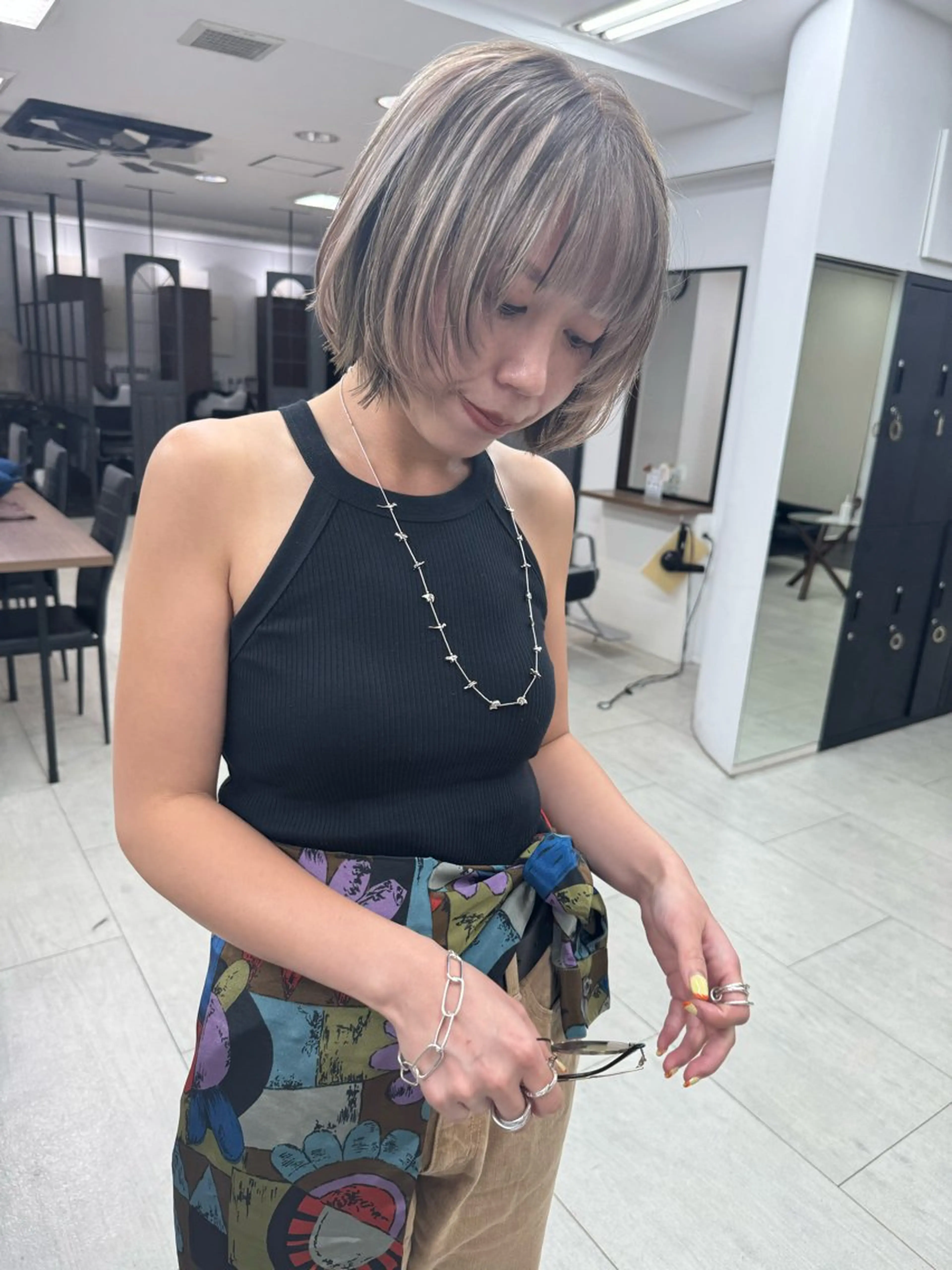 ショート カラー デザインカラー カラー職人/上川原 雄飛のヘアスタイル