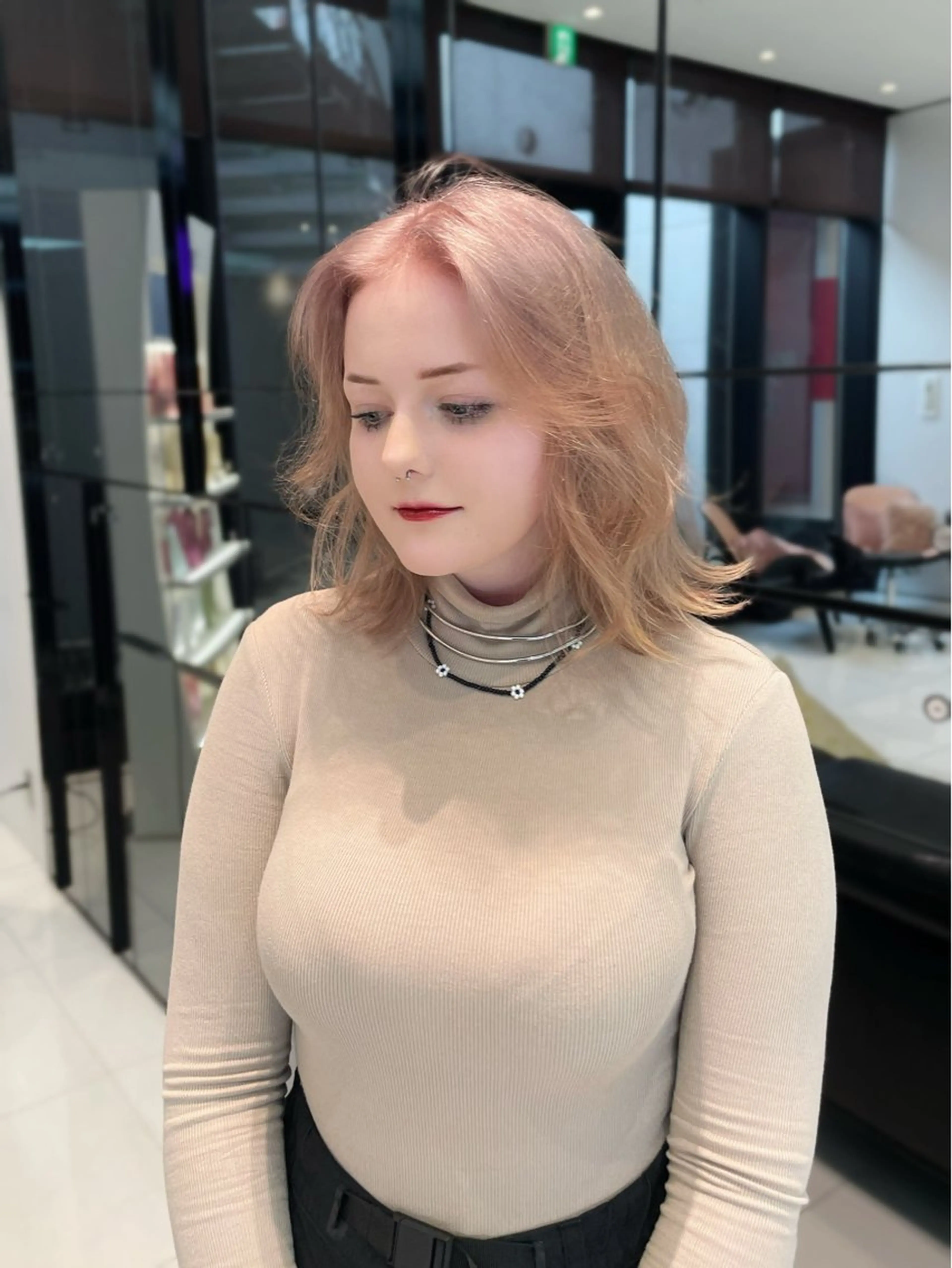 ミディアム カラー ベージュカラー ミルクティーベージュ ヘアカラー トリートメント ヘアセット keen 吉祥寺所属・【韓国❤️海外ヘア】 AYAKAのヘアスタイル