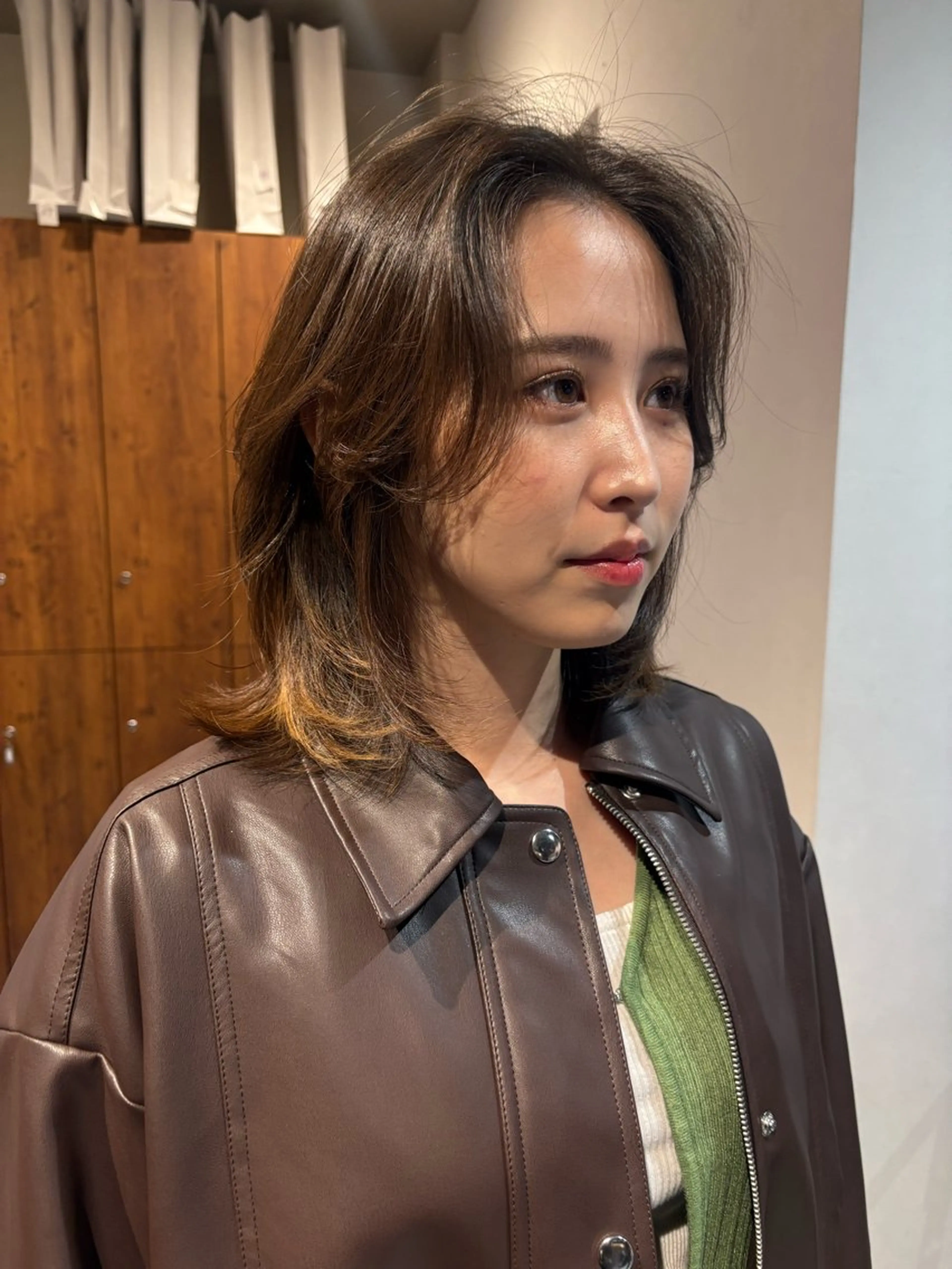 ミディアム 伸ばしかけ レイヤーカット トリートメント 海外レイヤー/赤み 消しカラー/上原聖奈のヘアスタイル