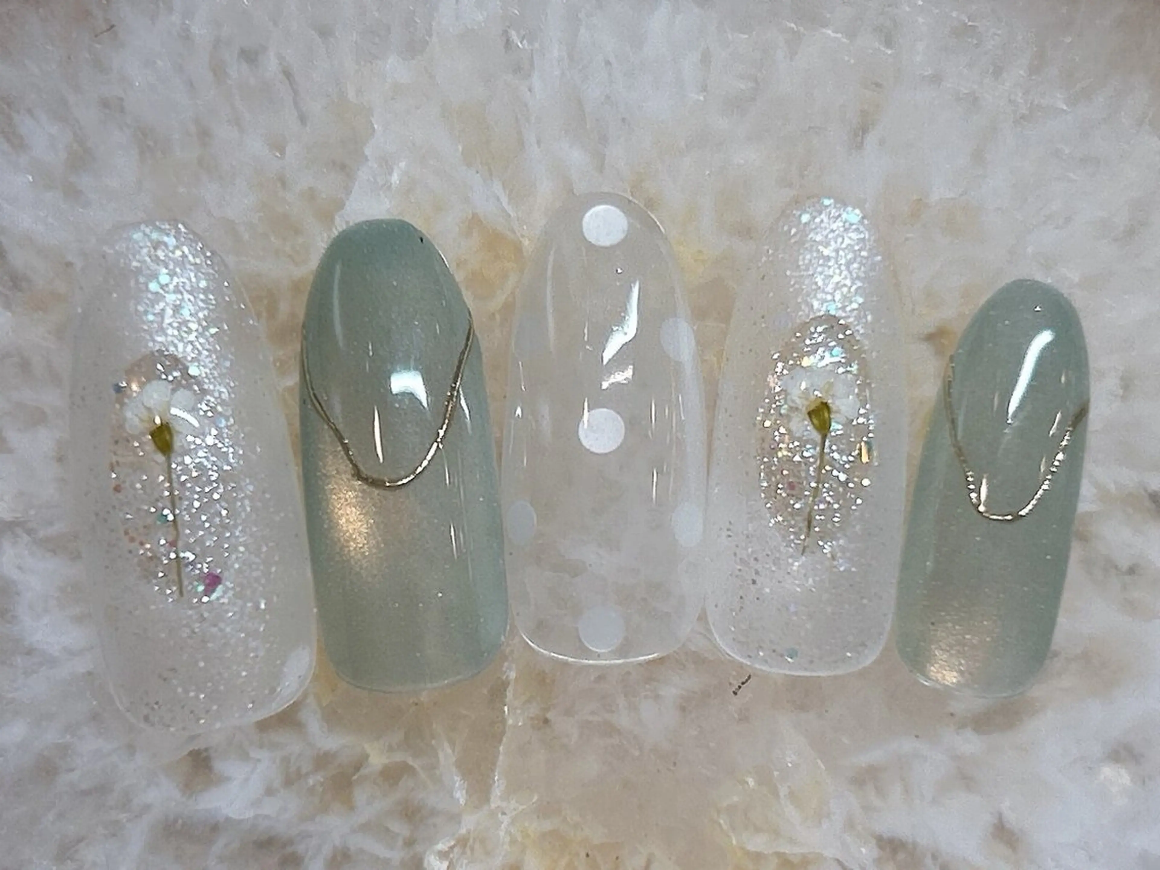 ネイル aimer tomomiのネイルデザイン