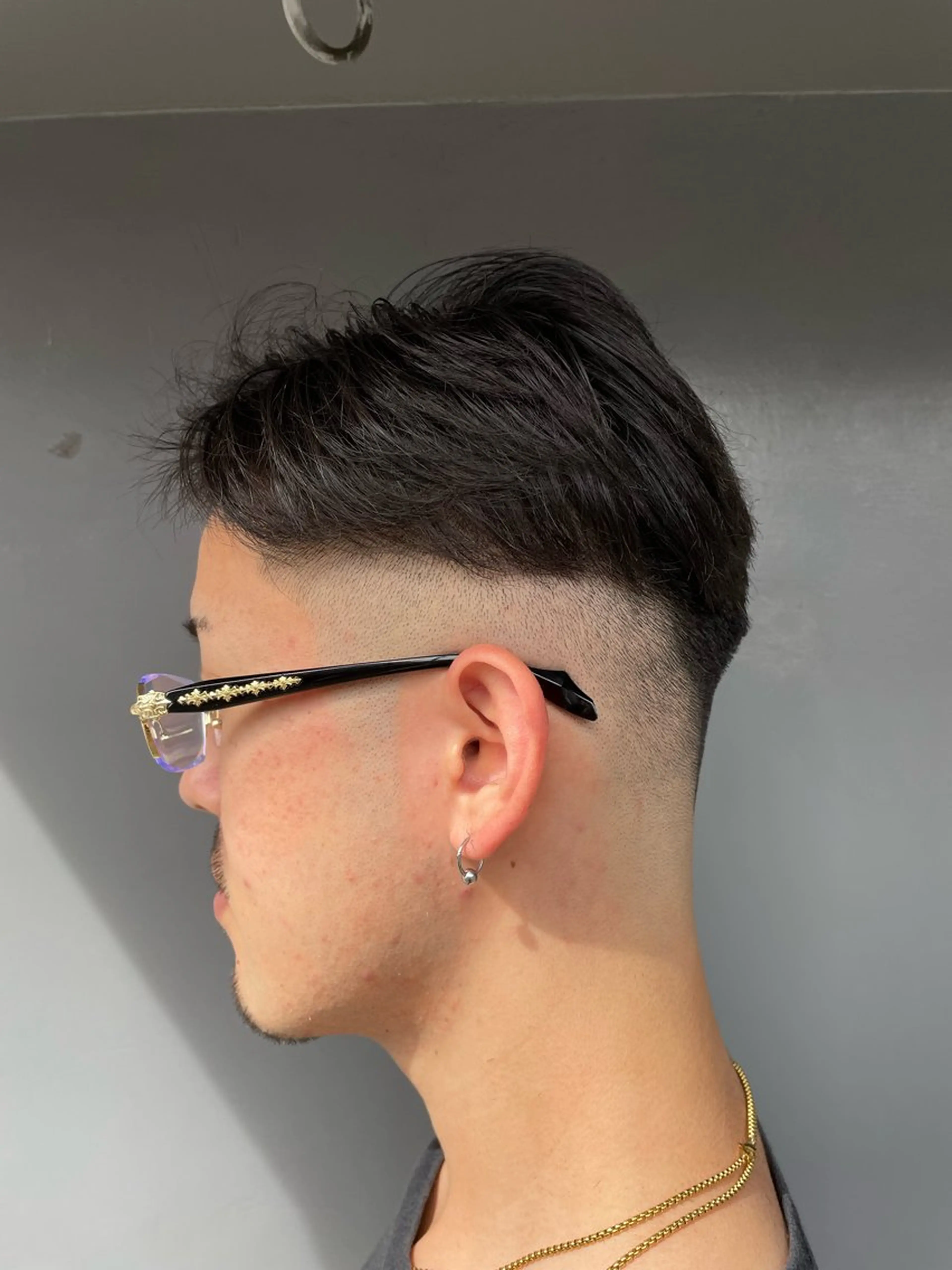 ショート メンズ フェードカット FADE&LINE登戸店所属・🔥メンズ専門 美容師🔥 柳澤陵心のヘアスタイル