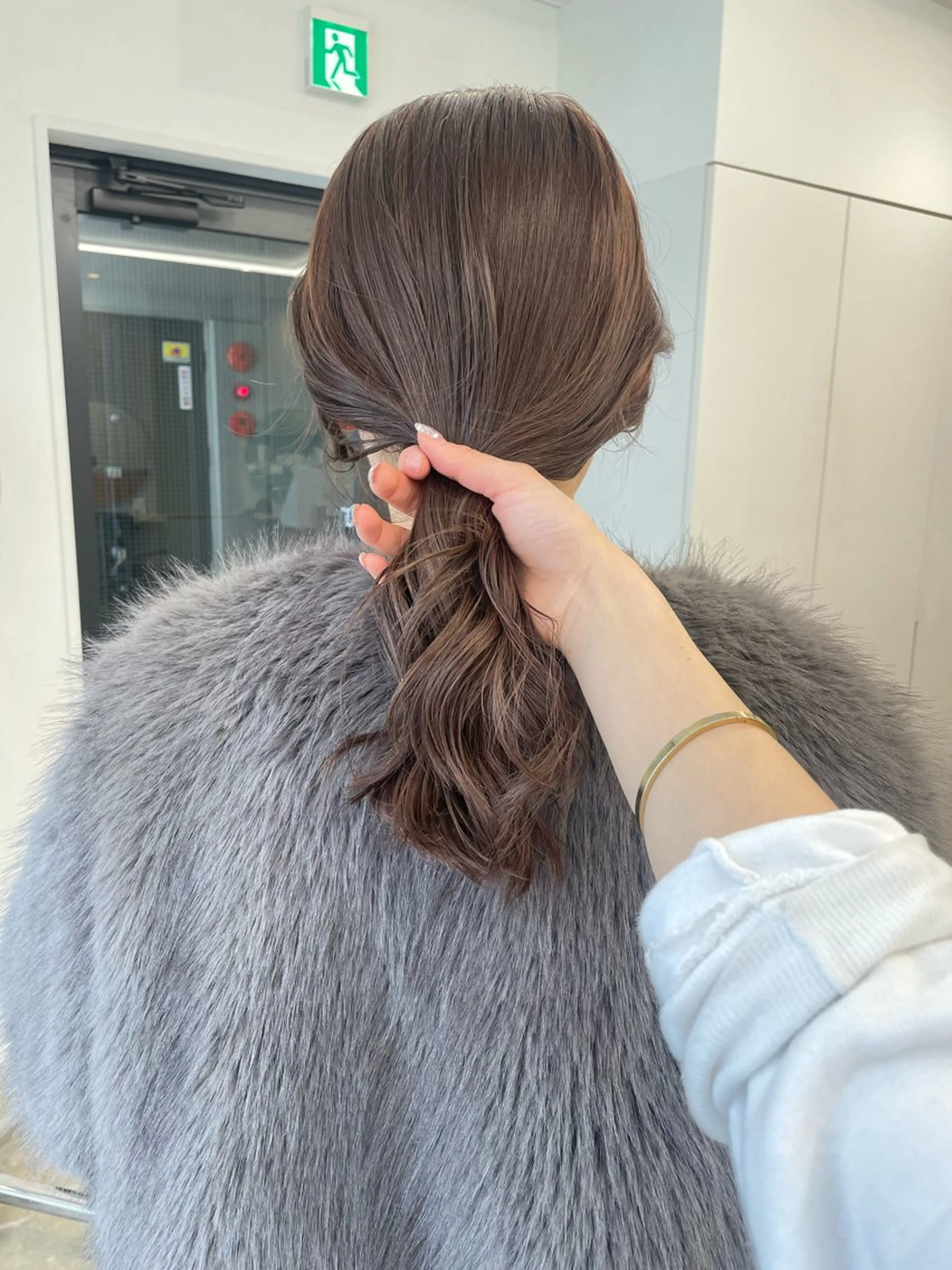 ミディアム カラー pole所属・【pole】 minaのヘアスタイル