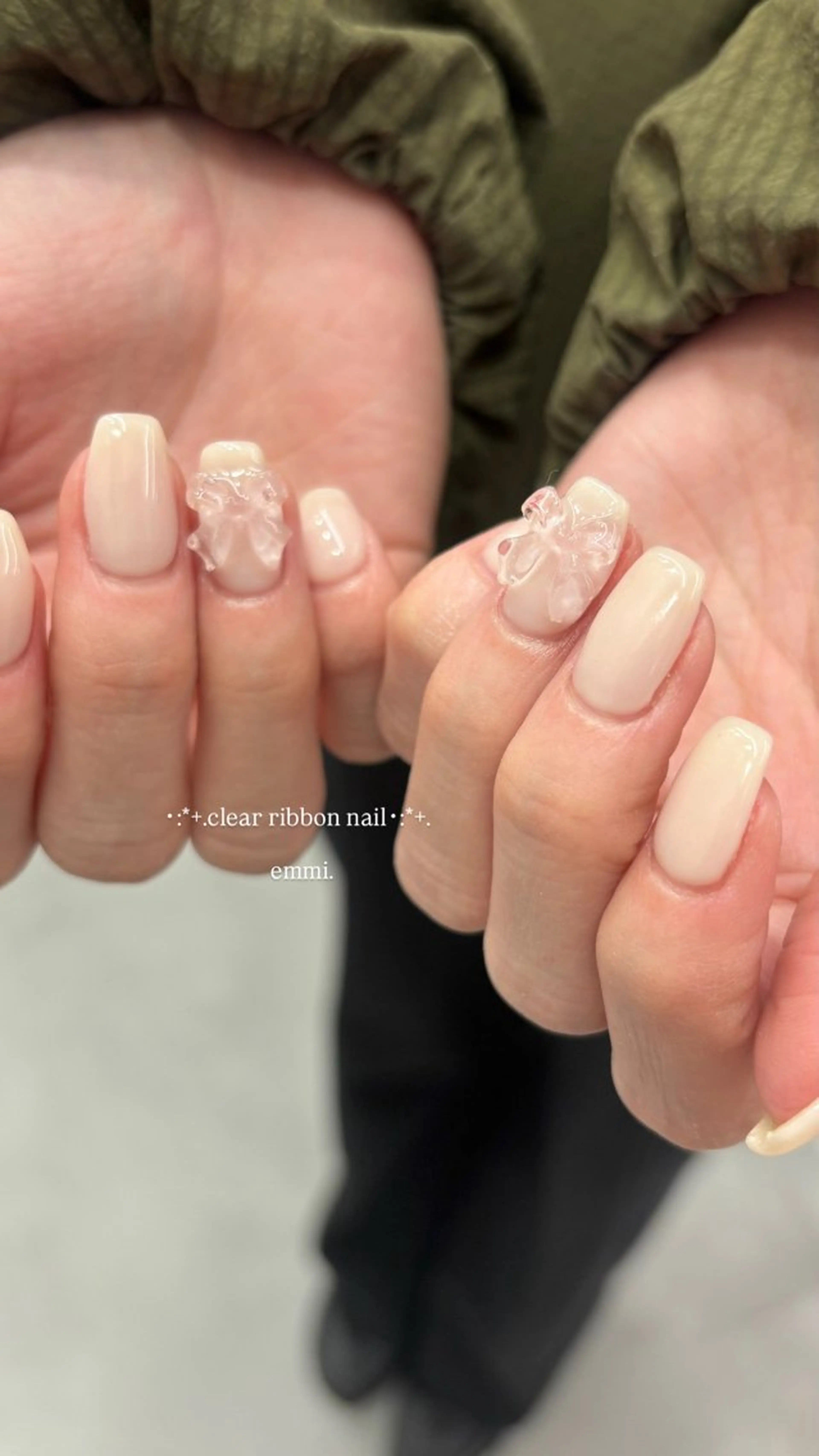 ネイル クリアネイル リボン ハンドネイル GO TODAY SHAiRE SALON 表参道colore店所属・emmi nailのネイルデザイン